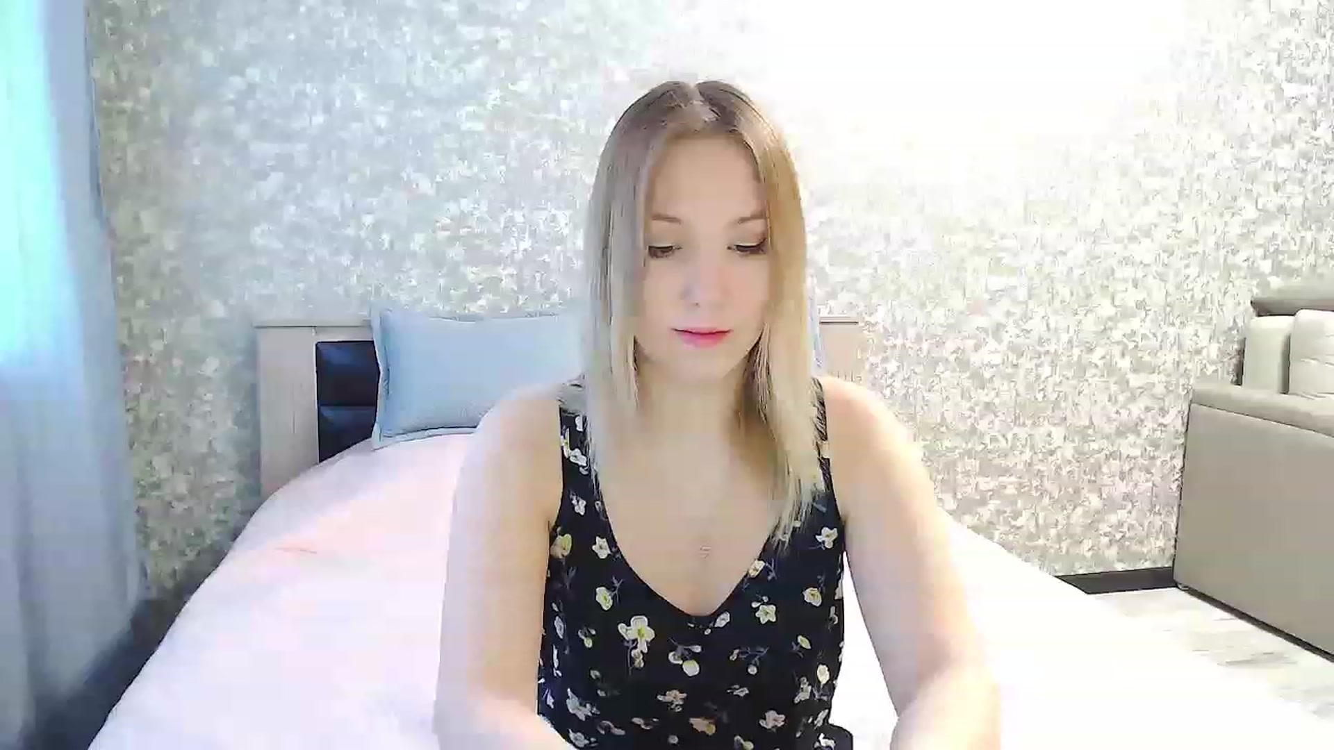 Gallery image thumbnail from PurePleasure_'s myfreecams stream on, 05/17/2023, 05:31 image 6 of 20