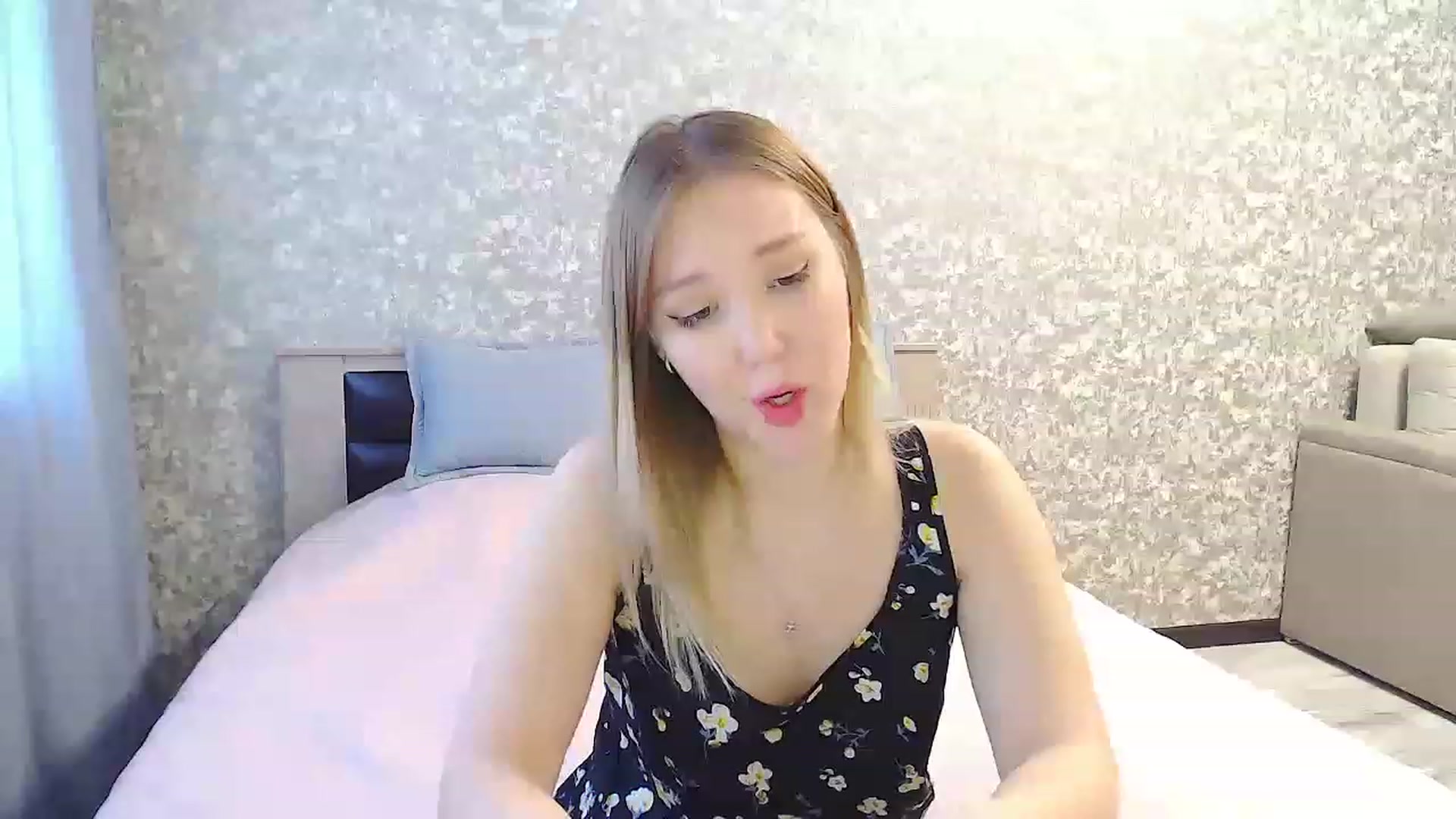 Gallery image thumbnail from PurePleasure_'s myfreecams stream on, 05/17/2023, 07:15 image 8 of 20