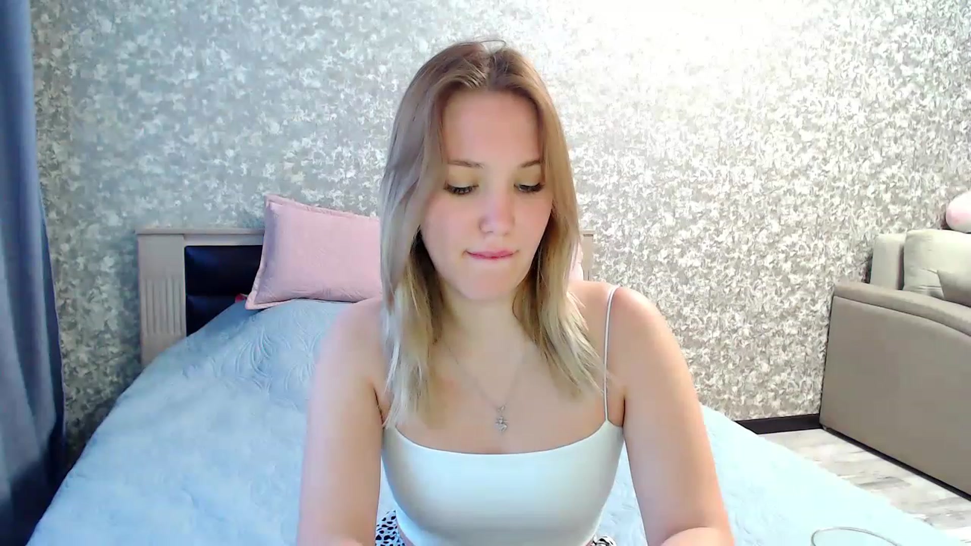 Gallery image thumbnail from PurePleasure_'s myfreecams stream on, 06/12/2023, 05:22 image 15 of 20