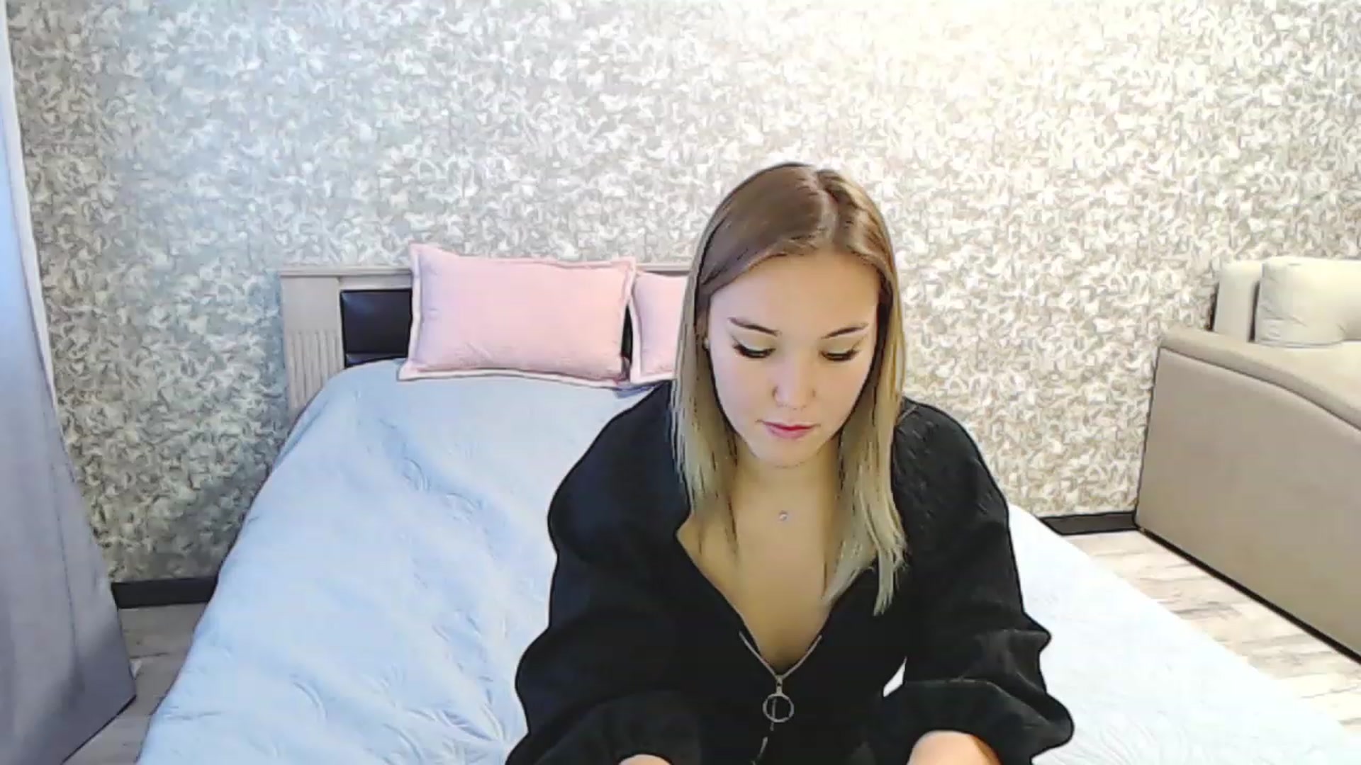 Gallery image thumbnail from PurePleasure_'s myfreecams stream on, 09/28/2023, 08:13 image 13 of 20