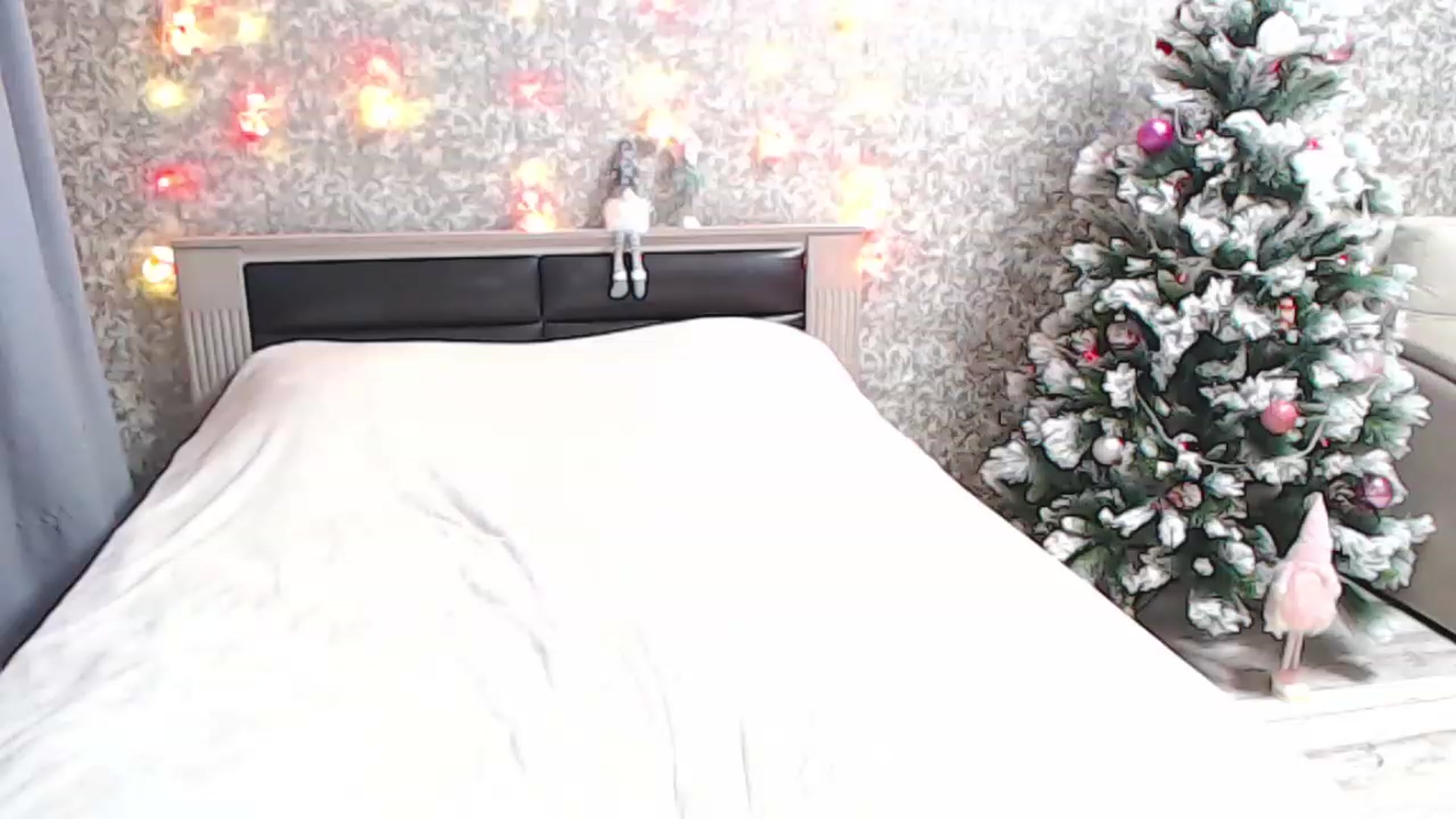 Gallery image thumbnail from PurePleasure_'s myfreecams stream on, 12/28/2023, 06:06 image 12 of 20