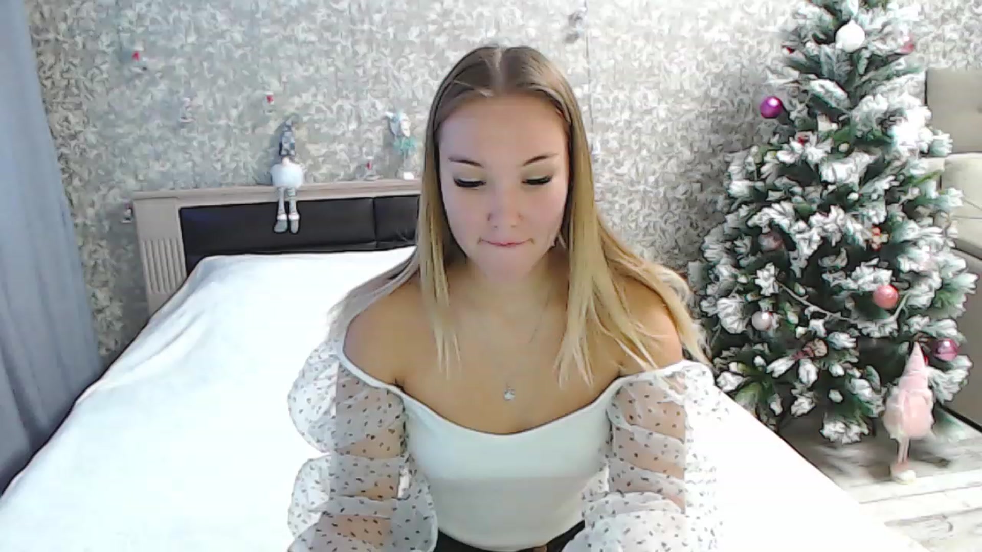 Gallery image thumbnail from PurePleasure_'s myfreecams stream on, 01/12/2024, 08:33 image 5 of 20