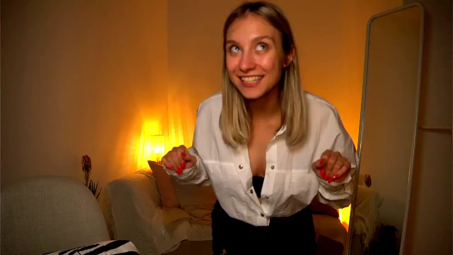 Gallery image thumbnail from Pure__Joy's myfreecams stream on, 09/06/2024, 18:58 image 1 of 20