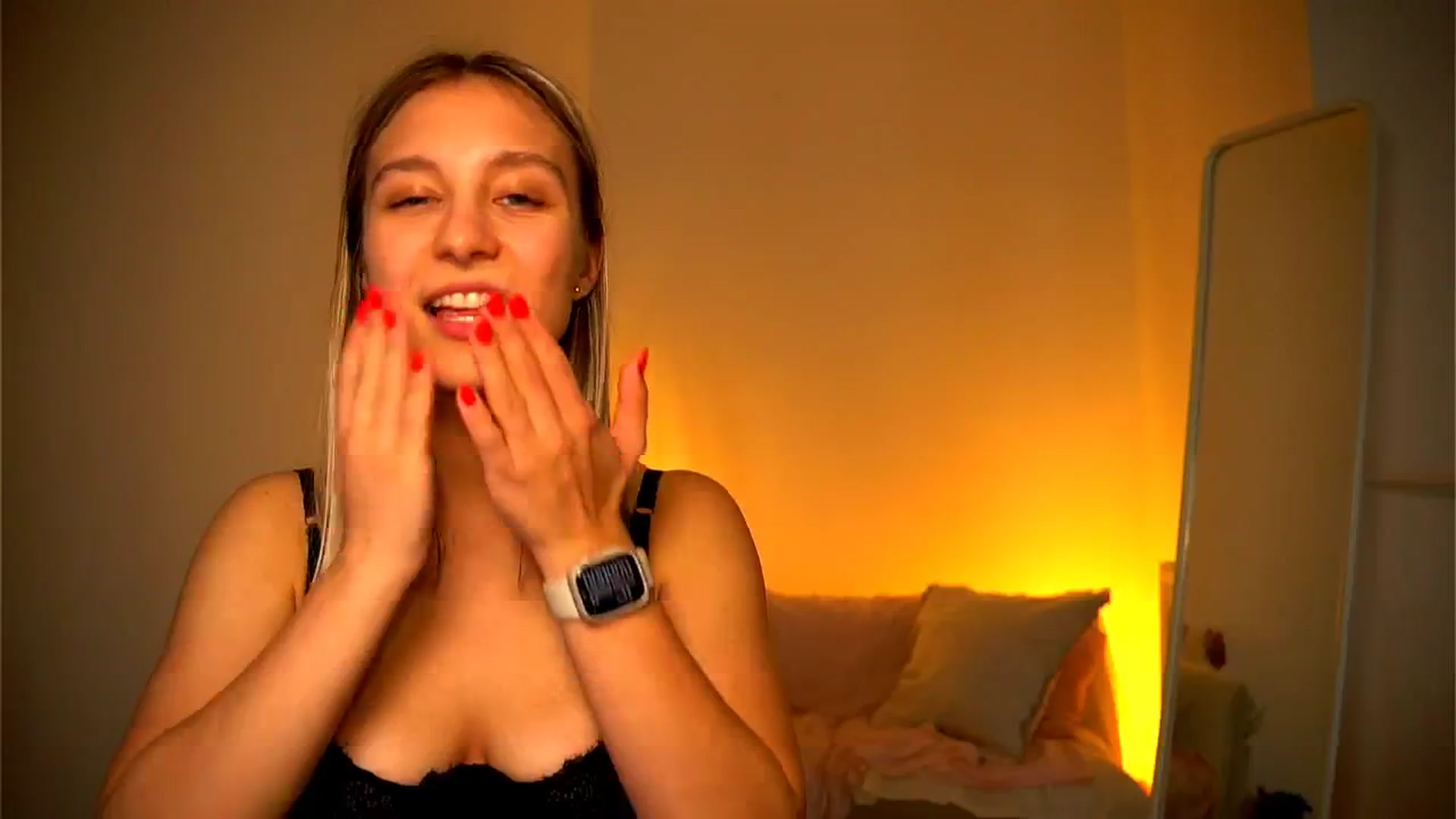 Gallery image thumbnail from Pure__Joy's myfreecams stream on, 09/12/2024, 15:19 image 9 of 20