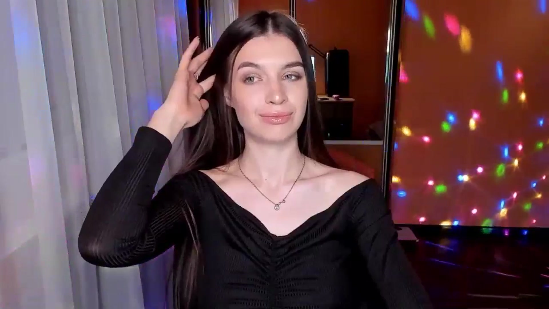 Gallery image thumbnail from PureePoison's myfreecams stream on, 05/25/2024, 19:09 image 2 of 20
