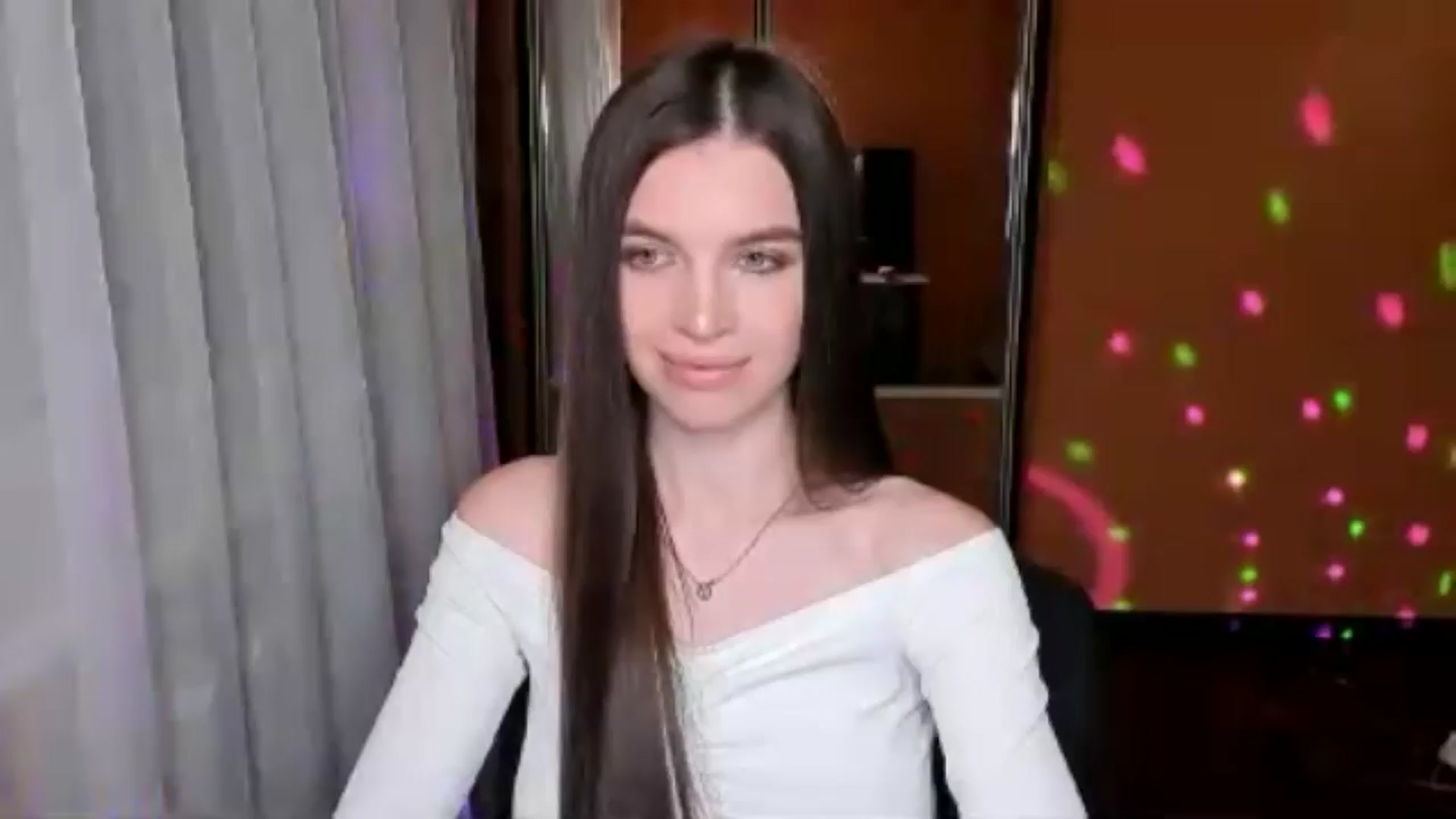 Gallery image thumbnail from PureePoison's myfreecams stream on, 05/28/2024, 18:54 image 12 of 20