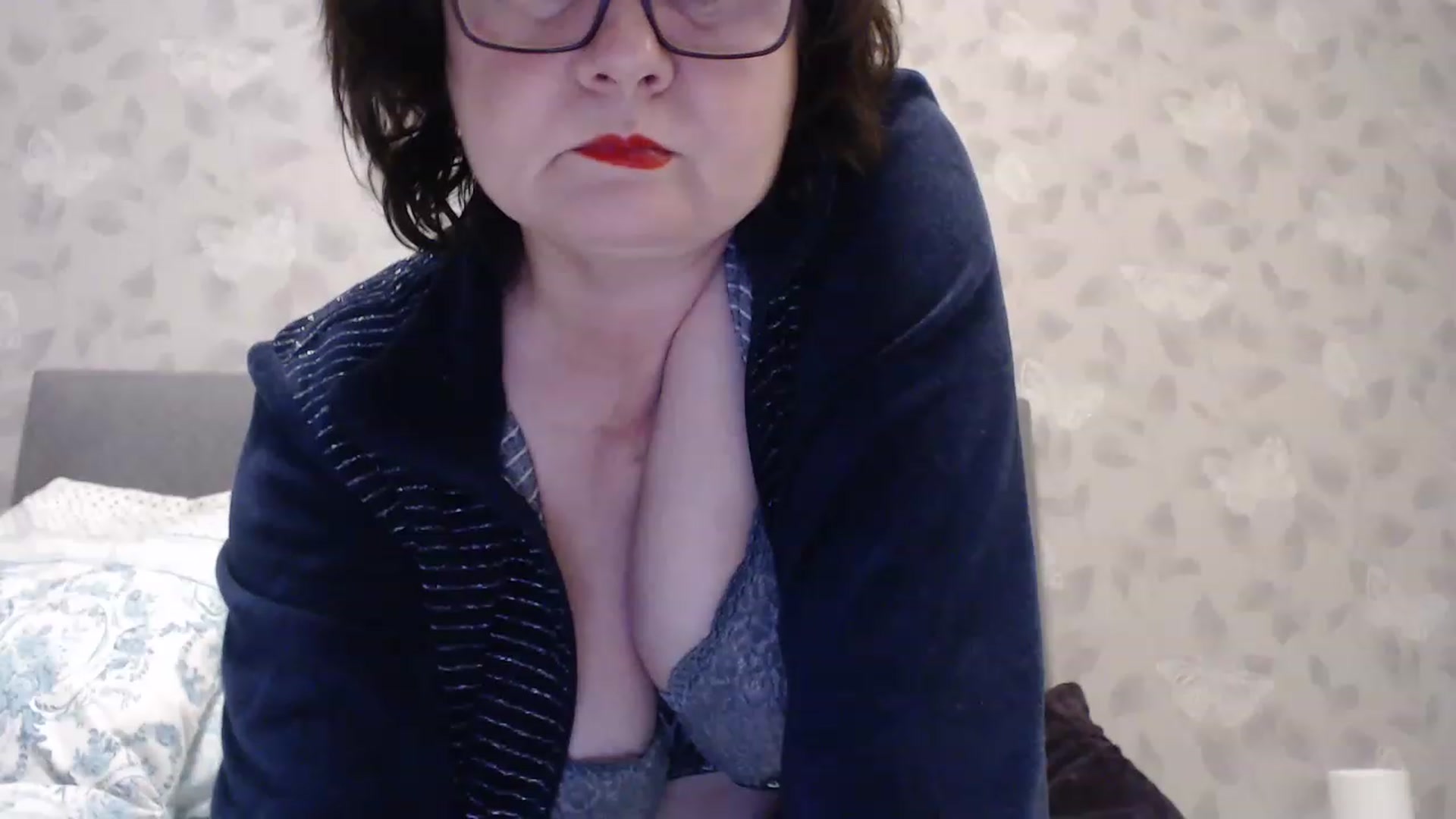 Gallery image thumbnail from PurpleAurora's myfreecams stream on, 11/16/2022, 19:54 image 19 of 20