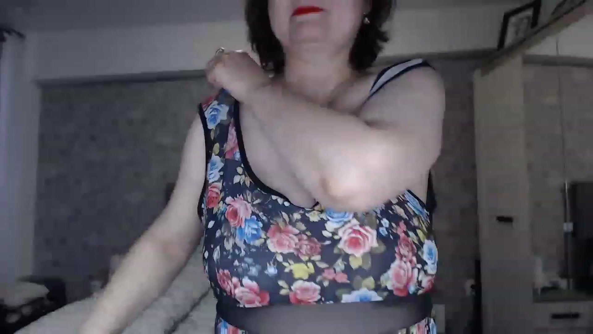 Gallery image thumbnail from PurpleAurora's myfreecams stream on, 11/19/2022, 11:04 image 5 of 20