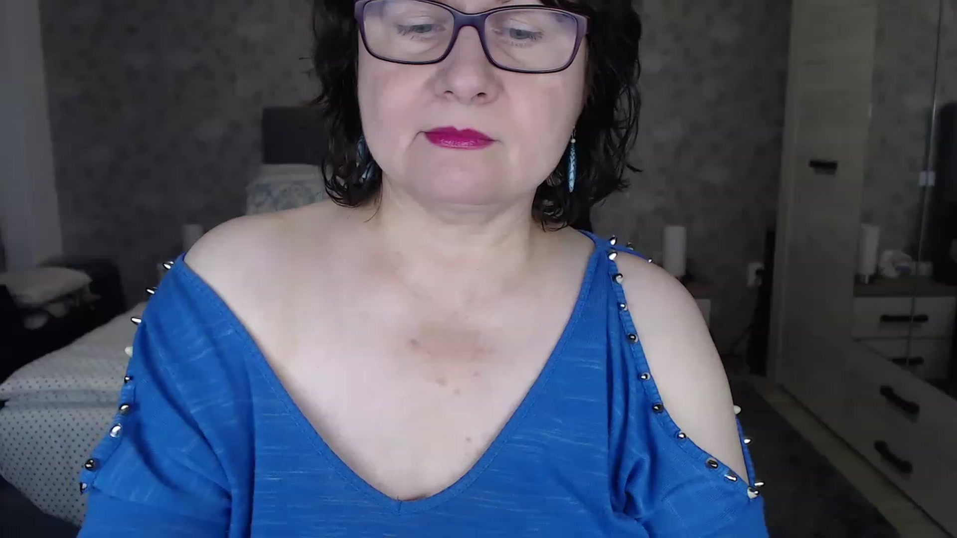Gallery image thumbnail from PurpleAurora's myfreecams stream on, 11/21/2022, 19:51 image 4 of 20