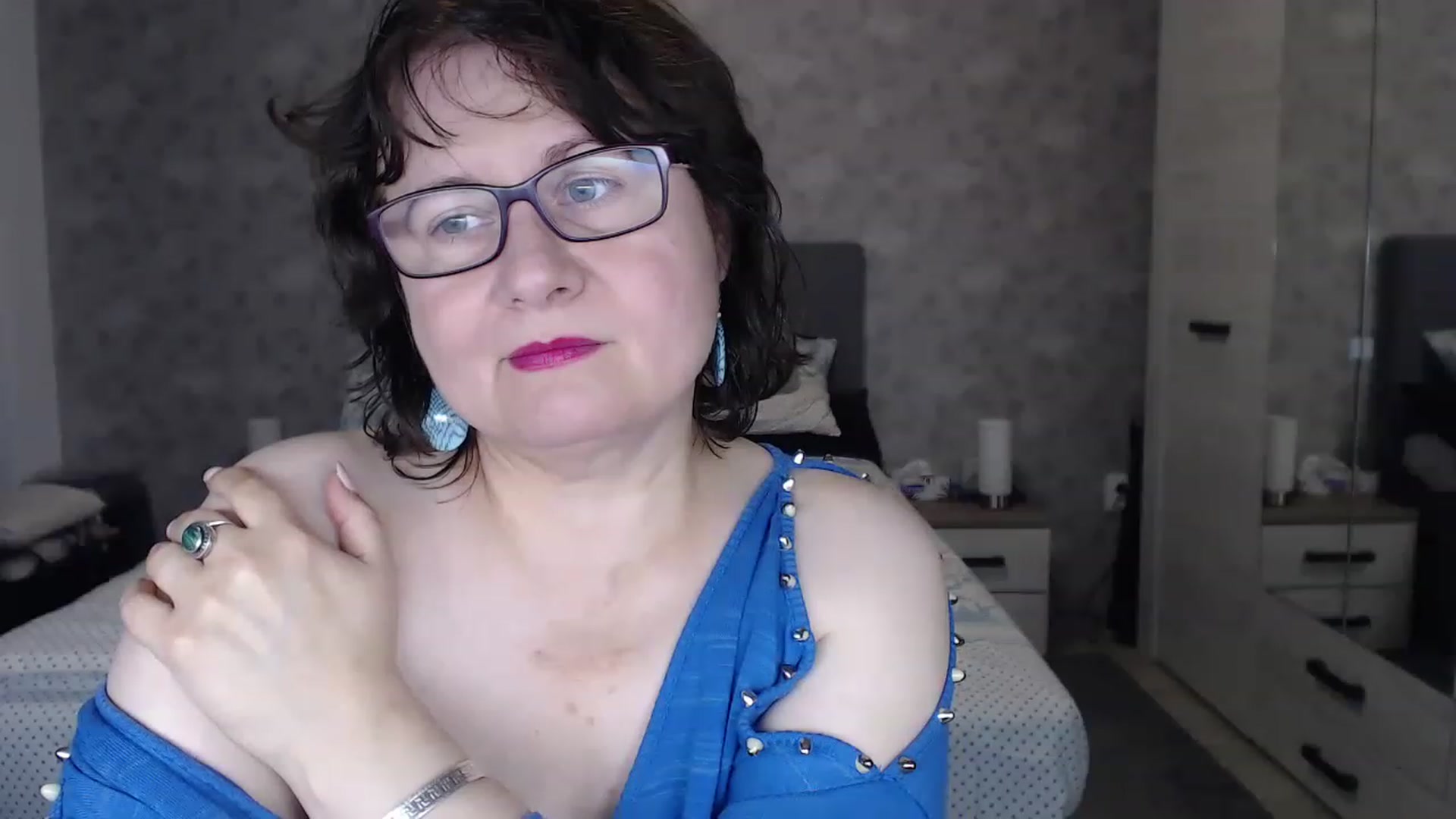 Gallery image thumbnail from PurpleAurora's myfreecams stream on, 11/21/2022, 19:51 image 18 of 20