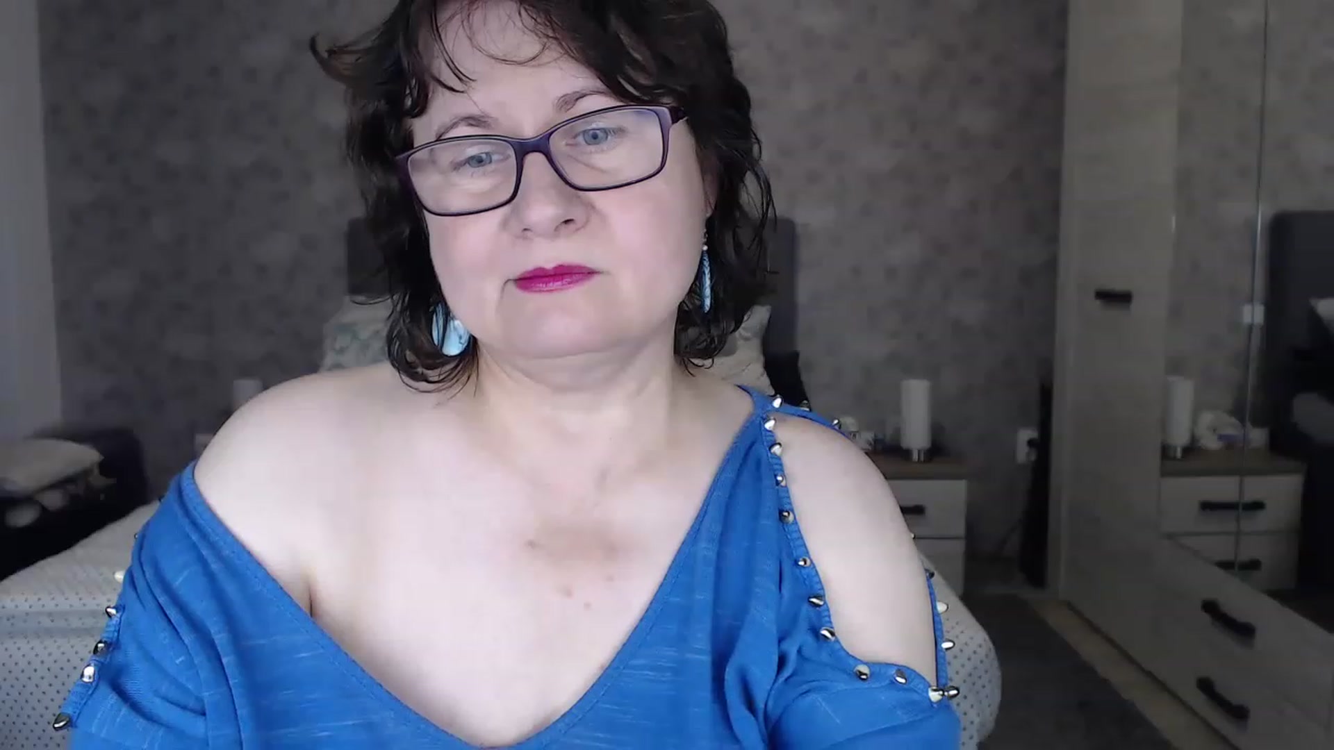 Gallery image thumbnail from PurpleAurora's myfreecams stream on, 11/21/2022, 19:51 image 11 of 20