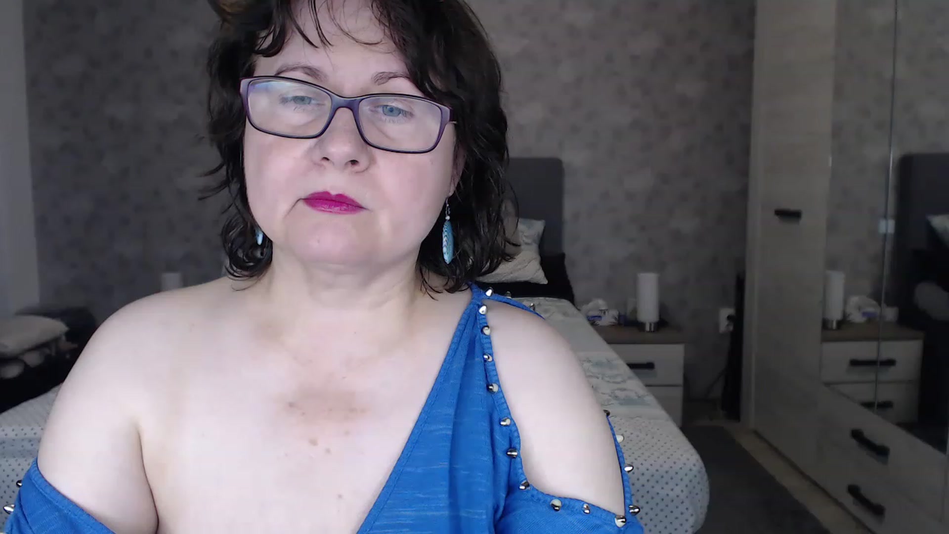 Gallery image thumbnail from PurpleAurora's myfreecams stream on, 11/21/2022, 19:51 image 16 of 20