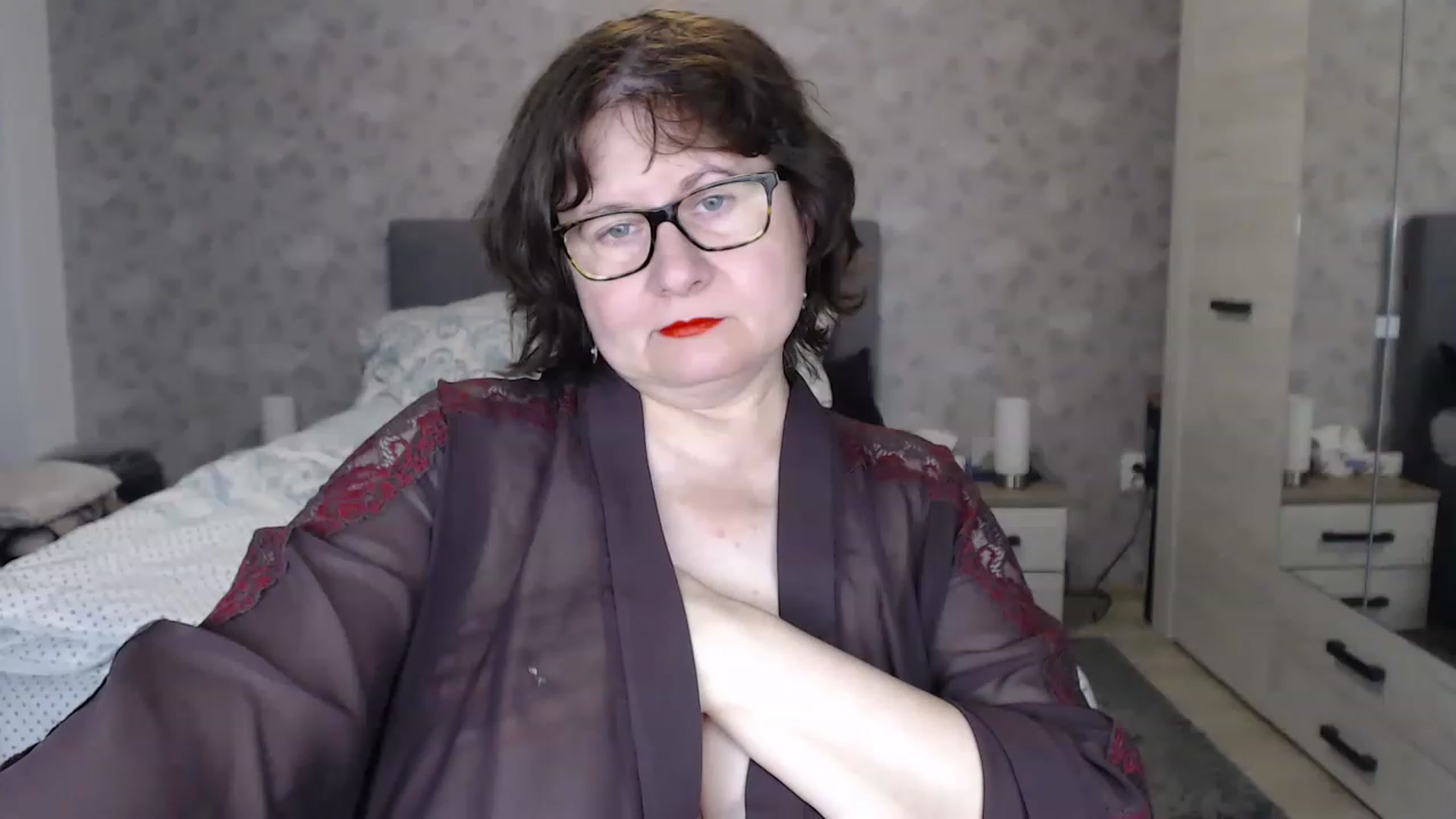 Gallery image thumbnail from PurpleAurora's myfreecams stream on, 11/27/2022, 18:16 image 13 of 20