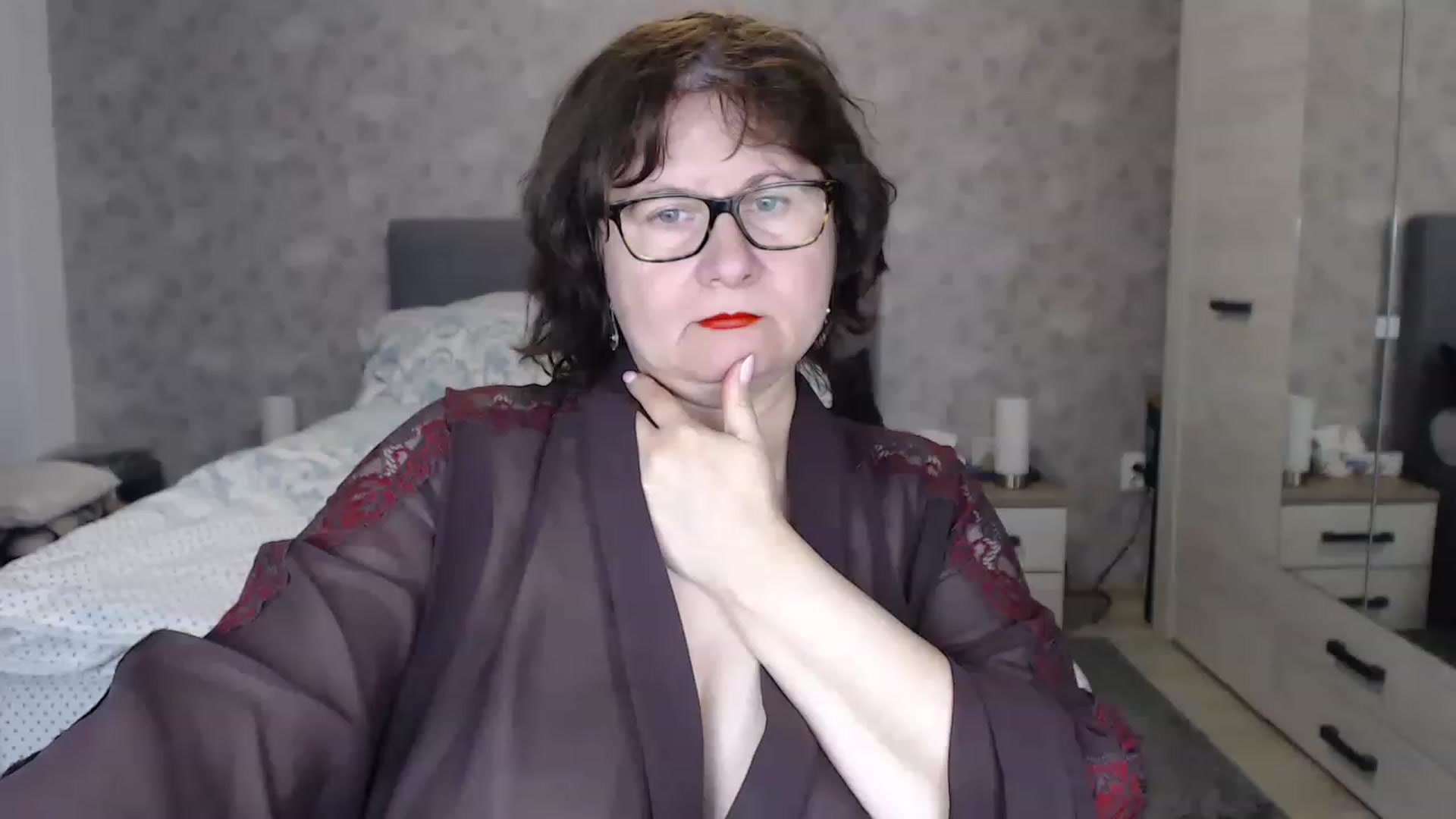 Gallery image thumbnail from PurpleAurora's myfreecams stream on, 11/27/2022, 18:16 image 14 of 20