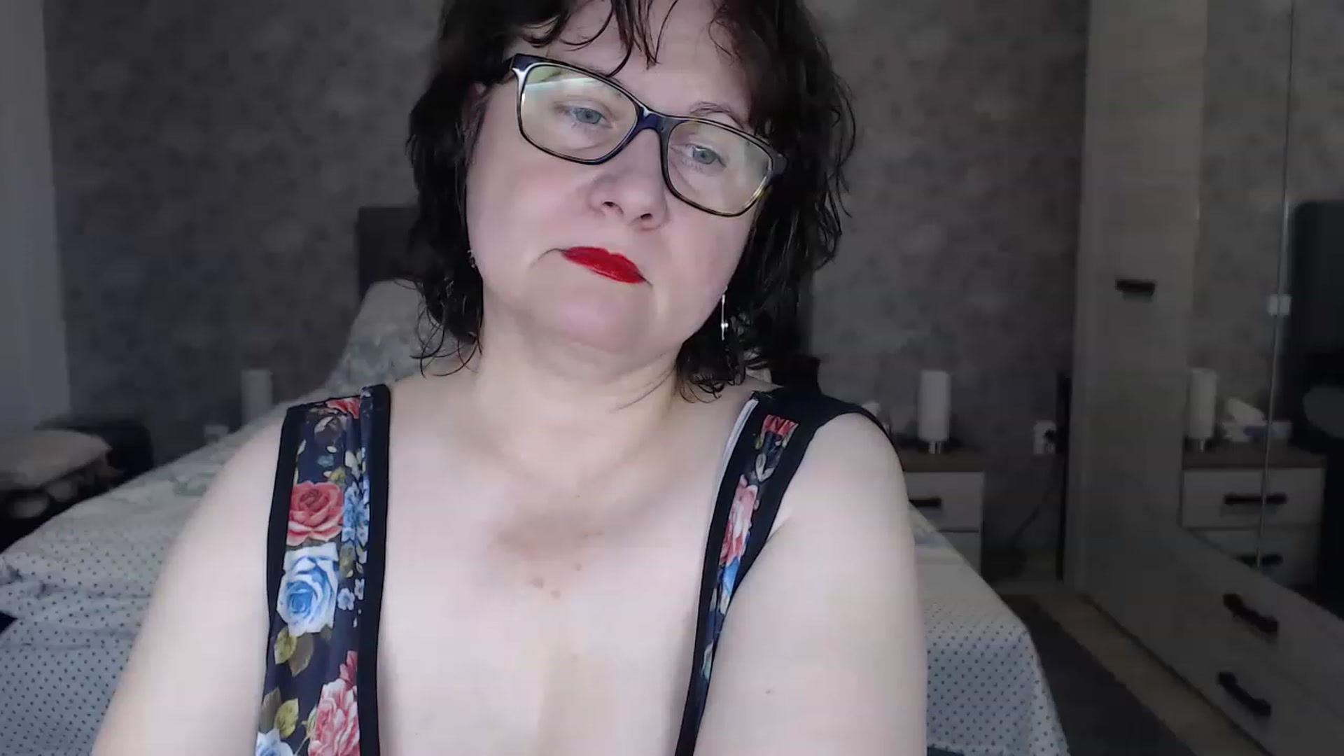 Gallery image thumbnail from PurpleAurora's myfreecams stream on, 11/28/2022, 17:43 image 6 of 20