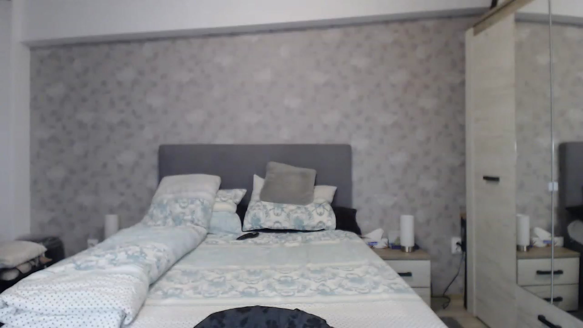 Gallery image thumbnail from PurpleAurora's myfreecams stream on, 11/28/2022, 17:43 image 17 of 20