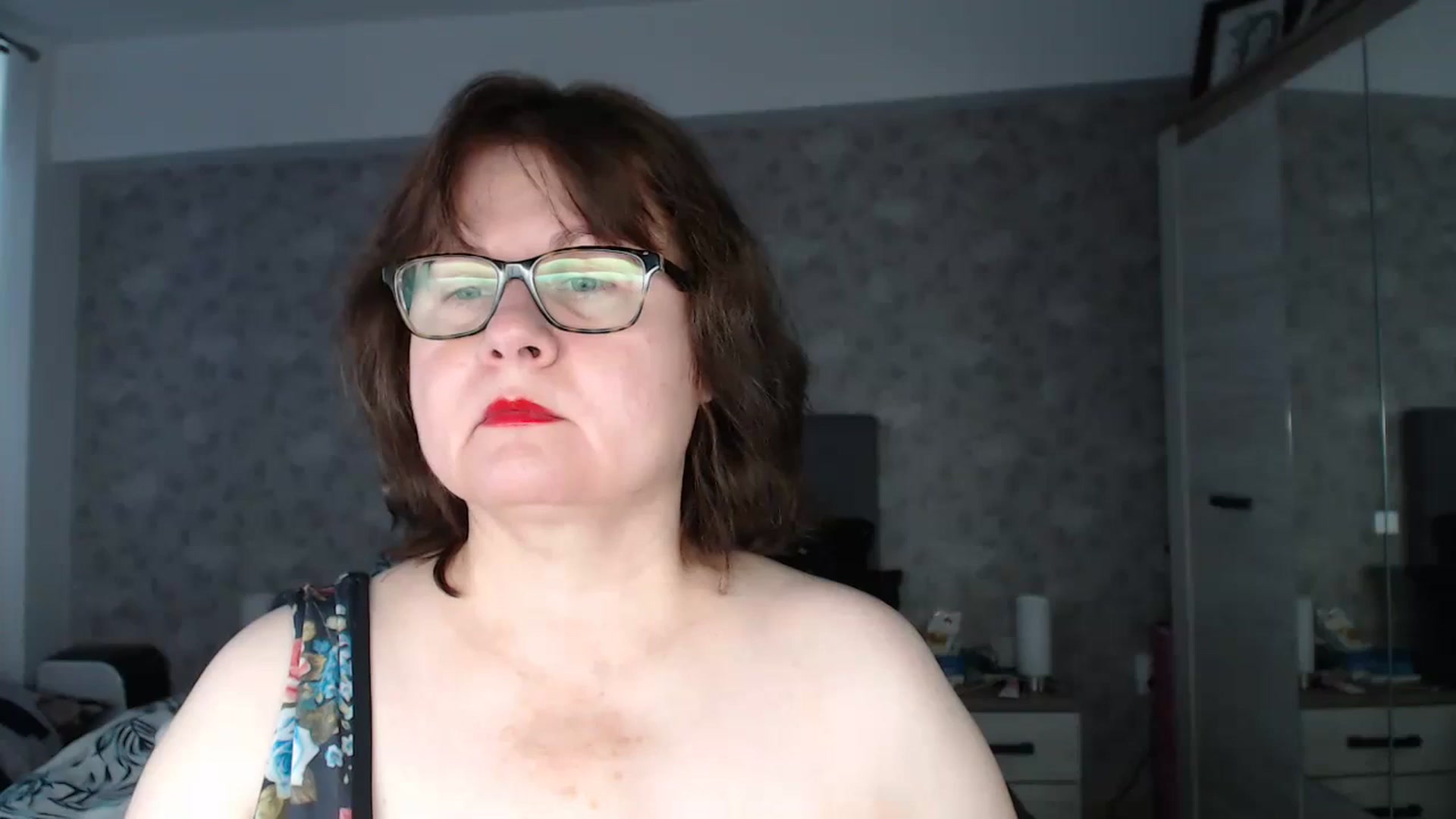 Gallery image thumbnail from PurpleAurora's myfreecams stream on, 11/21/2023, 11:03 image 8 of 20