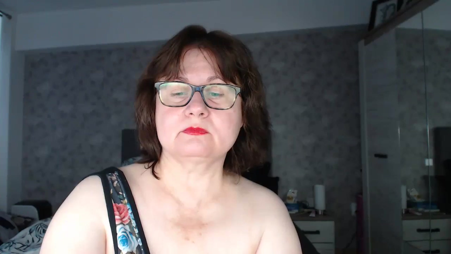 Gallery image thumbnail from PurpleAurora's myfreecams stream on, 11/21/2023, 11:03 image 16 of 20
