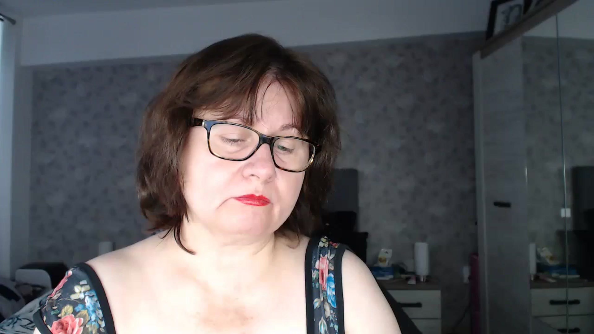 Gallery image thumbnail from PurpleAurora's myfreecams stream on, 11/21/2023, 11:03 image 3 of 20