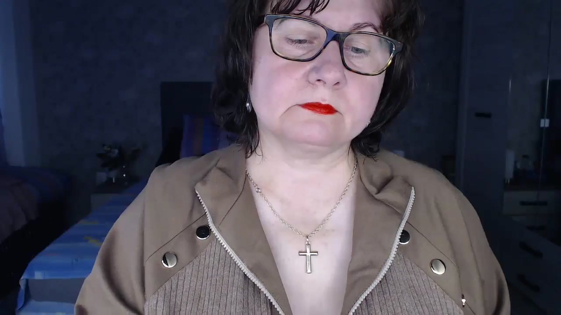 Gallery image thumbnail from PurpleAurora's myfreecams stream on, 05/19/2024, 15:22 image 7 of 20