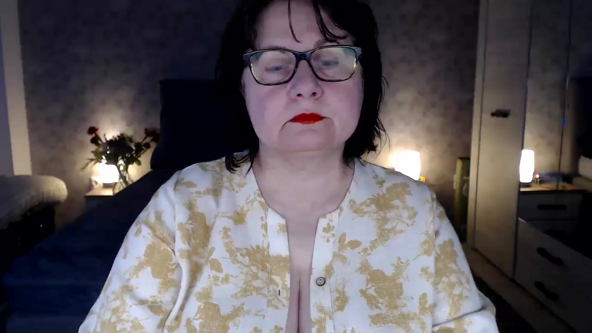 Gallery image thumbnail from PurpleAurora's myfreecams stream on, 05/25/2024, 11:29 image 16 of 20