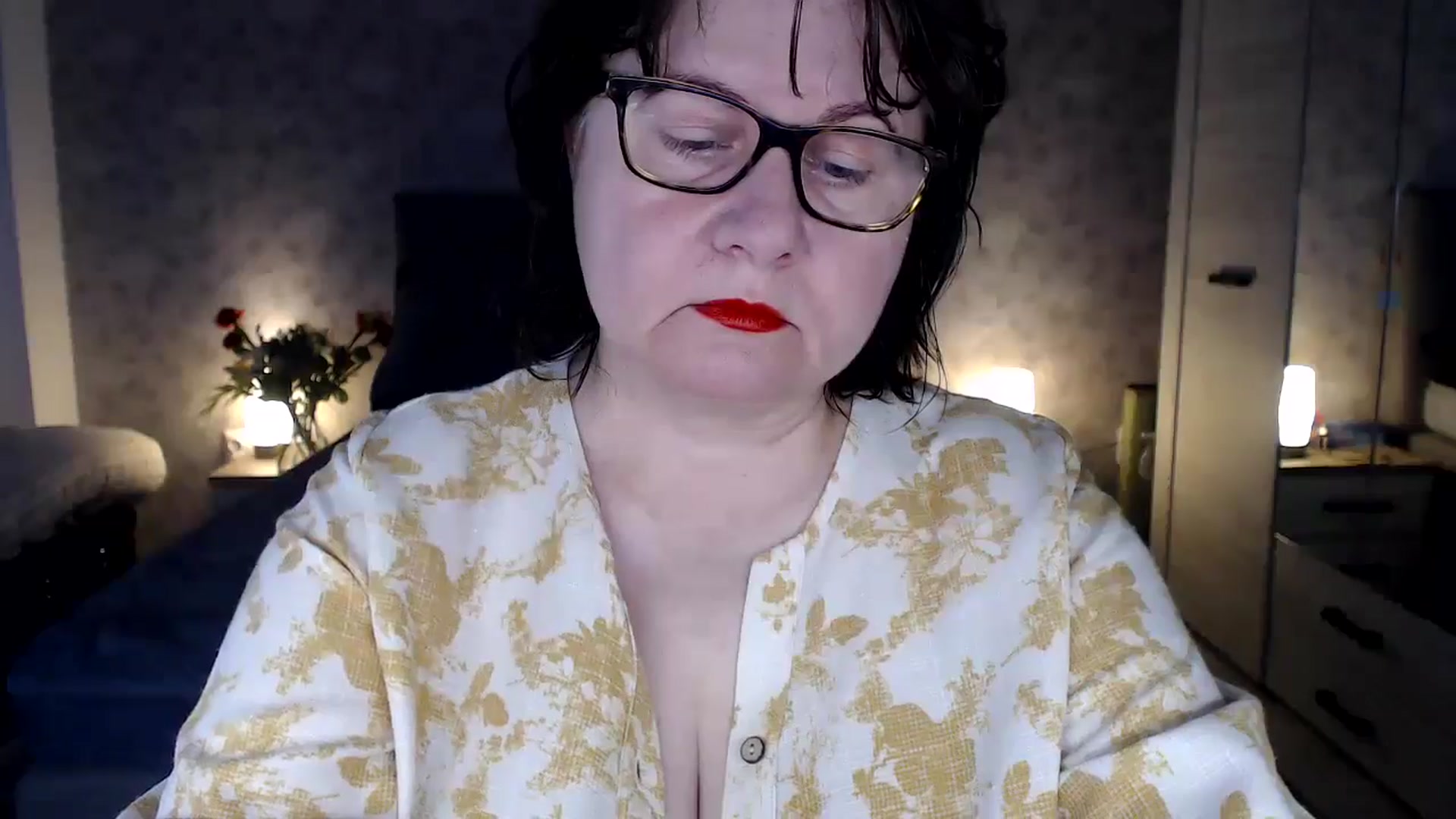 Gallery image thumbnail from PurpleAurora's myfreecams stream on, 05/25/2024, 11:29 image 10 of 20
