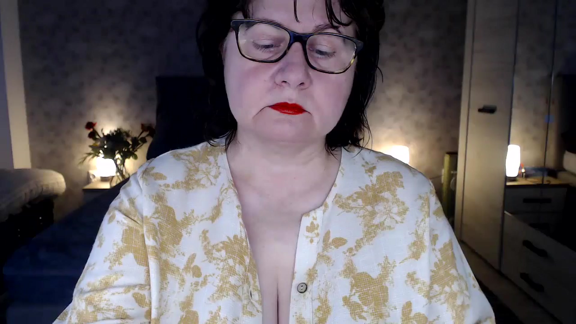 Gallery image thumbnail from PurpleAurora's myfreecams stream on, 05/25/2024, 11:29 image 4 of 20