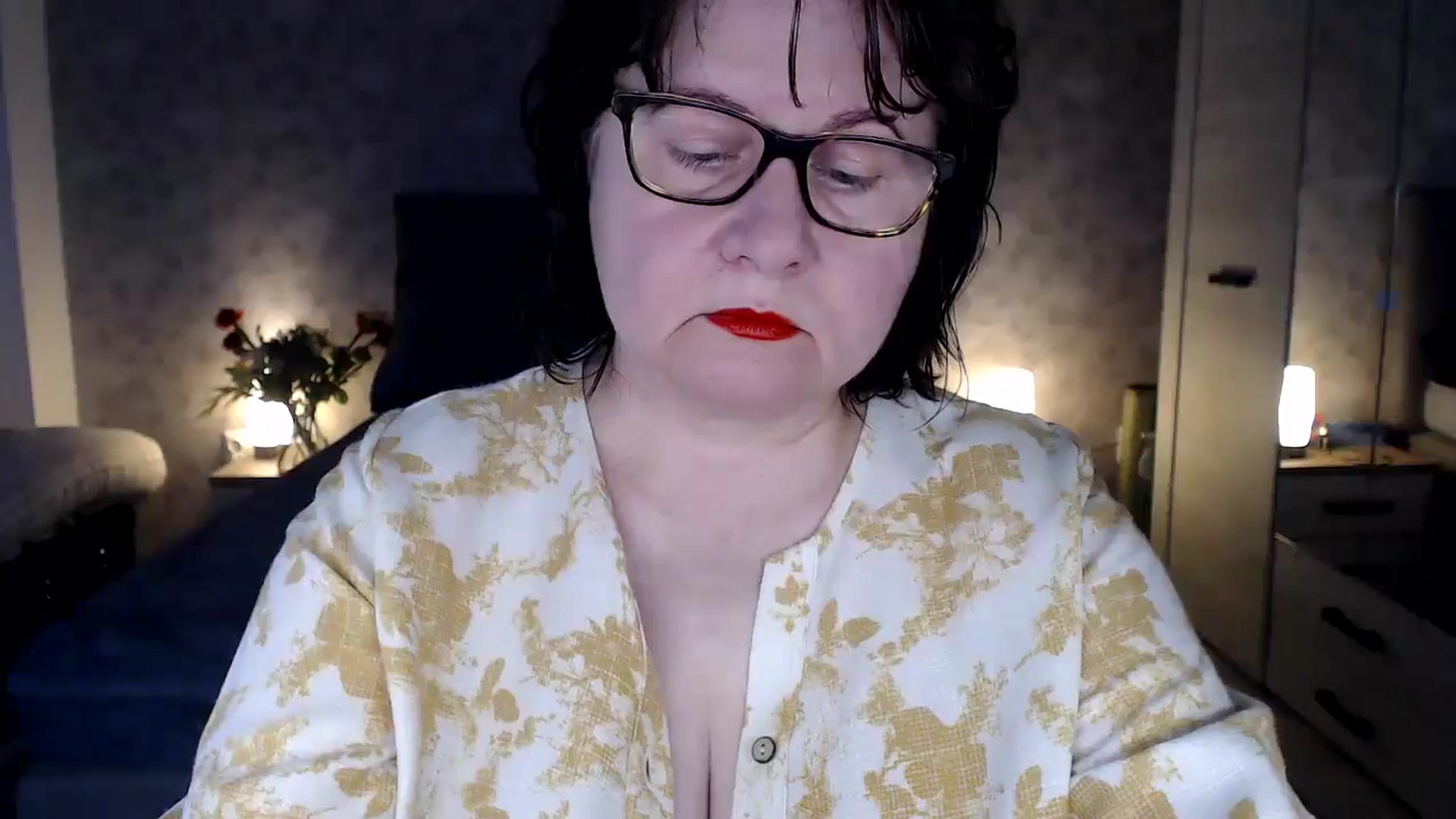 Gallery image thumbnail from PurpleAurora's myfreecams stream on, 05/25/2024, 11:29 image 11 of 20