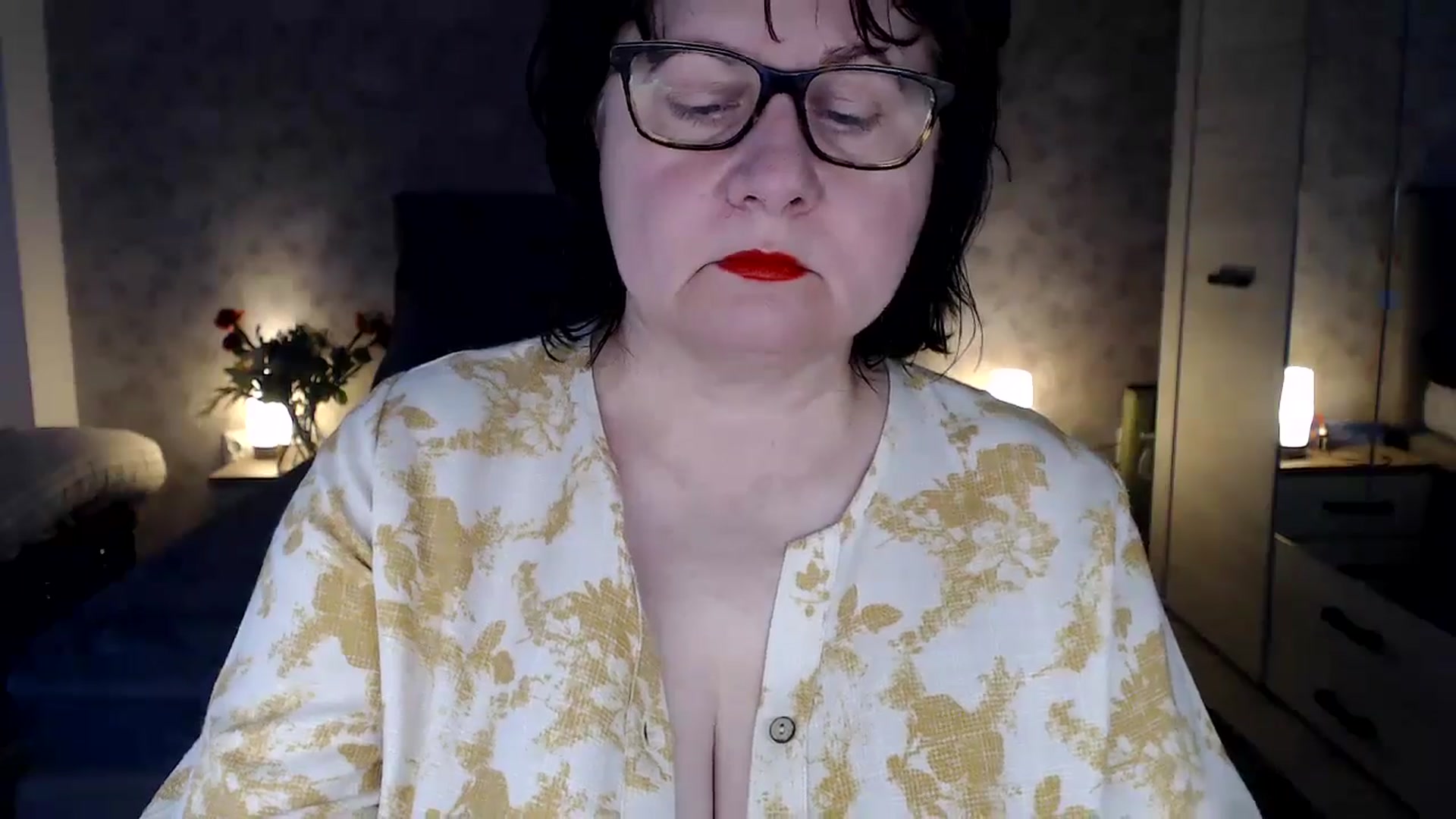 Gallery image thumbnail from PurpleAurora's myfreecams stream on, 05/25/2024, 11:29 image 2 of 20