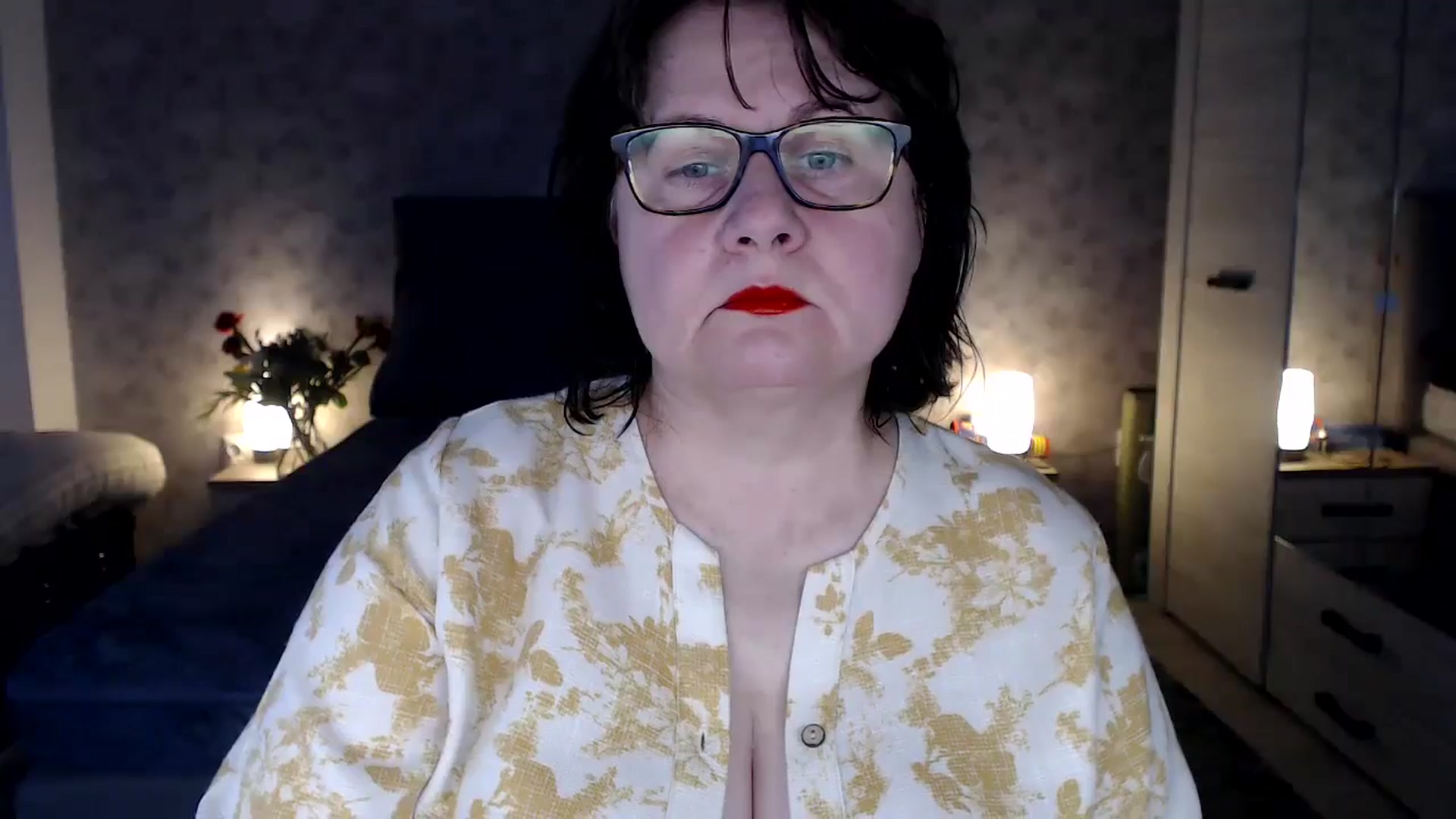 Gallery image thumbnail from PurpleAurora's myfreecams stream on, 05/25/2024, 11:29 image 18 of 20