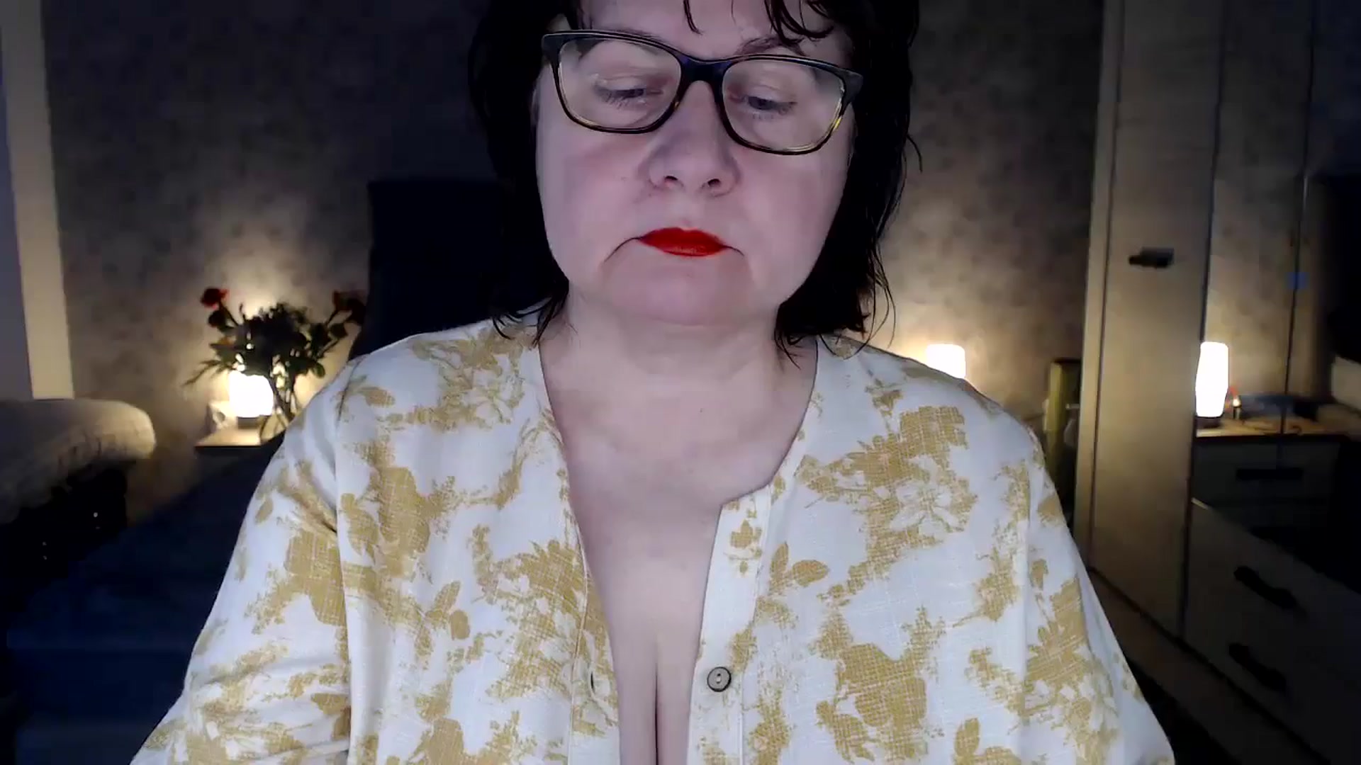 Gallery image thumbnail from PurpleAurora's myfreecams stream on, 05/25/2024, 11:29 image 1 of 20