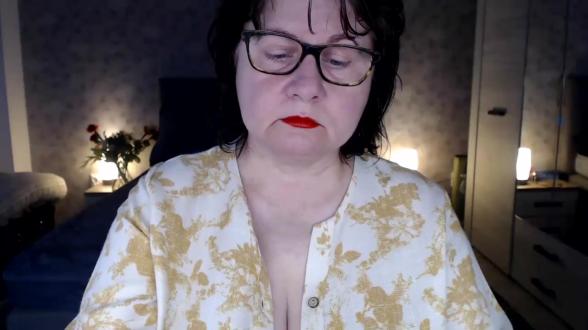 Gallery image thumbnail from PurpleAurora's myfreecams stream on, 05/25/2024, 11:29 image 9 of 20