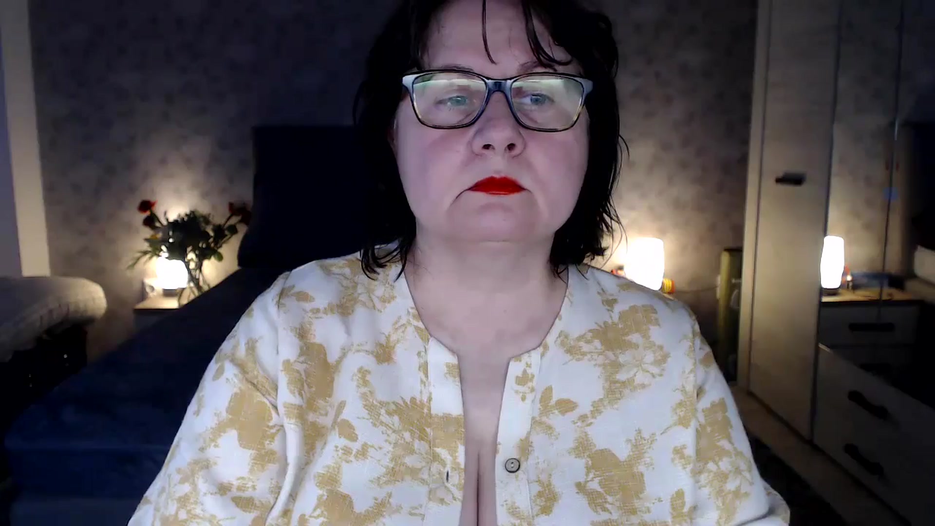 Gallery image thumbnail from PurpleAurora's myfreecams stream on, 05/25/2024, 11:29 image 17 of 20