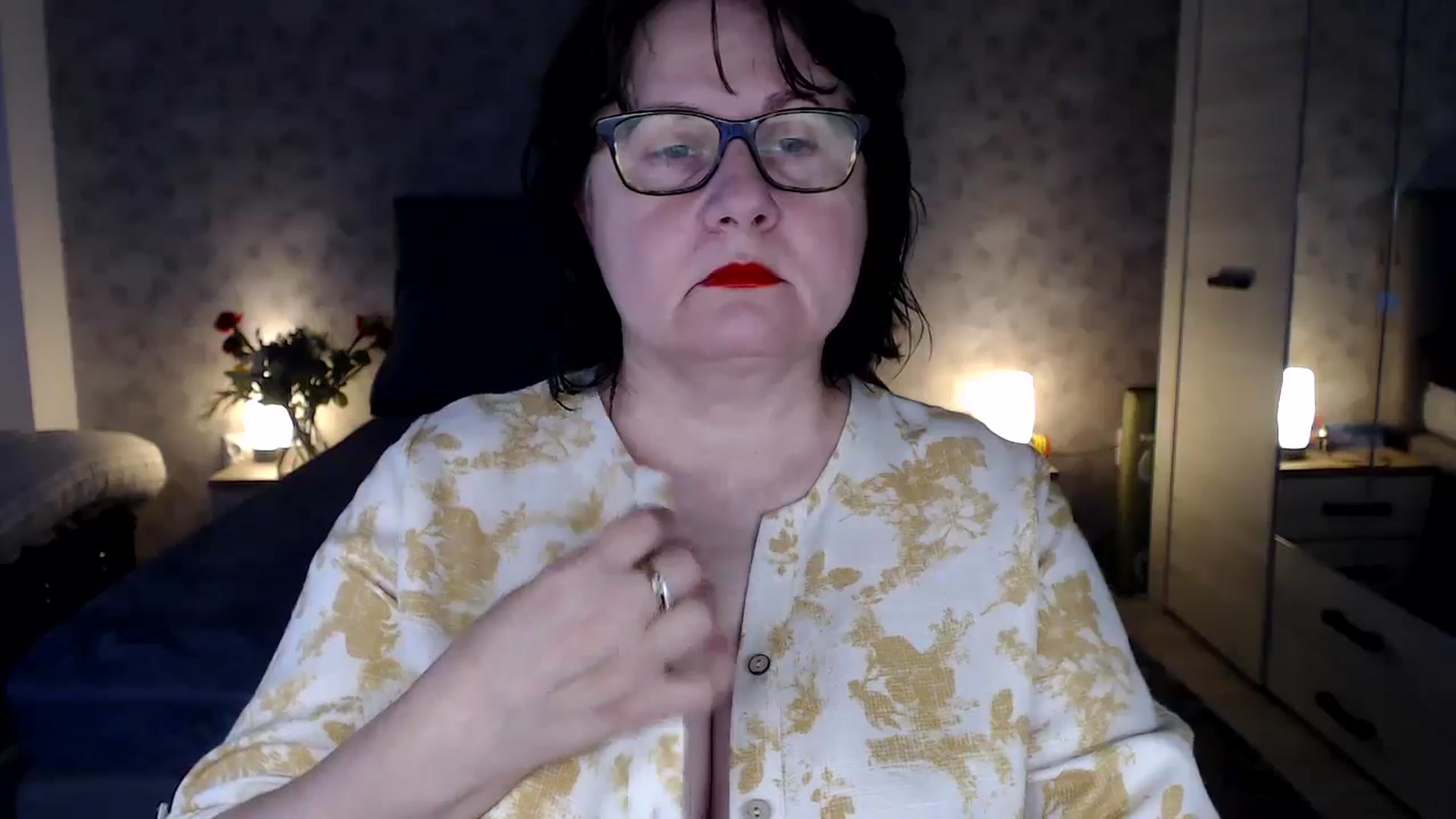 Gallery image thumbnail from PurpleAurora's myfreecams stream on, 05/25/2024, 11:29 image 13 of 20