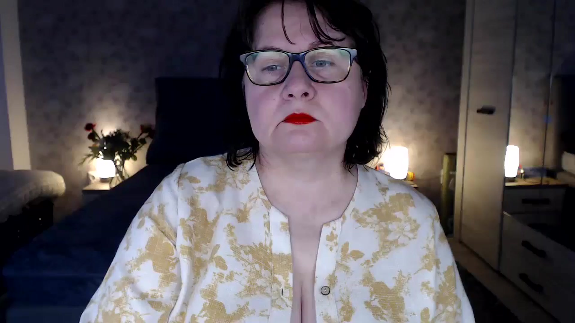 Gallery image thumbnail from PurpleAurora's myfreecams stream on, 05/25/2024, 11:29 image 19 of 20