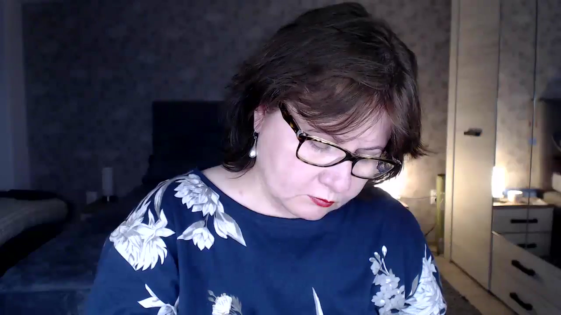 Gallery image thumbnail from PurpleAurora's myfreecams stream on, 06/01/2024, 19:41 image 4 of 20