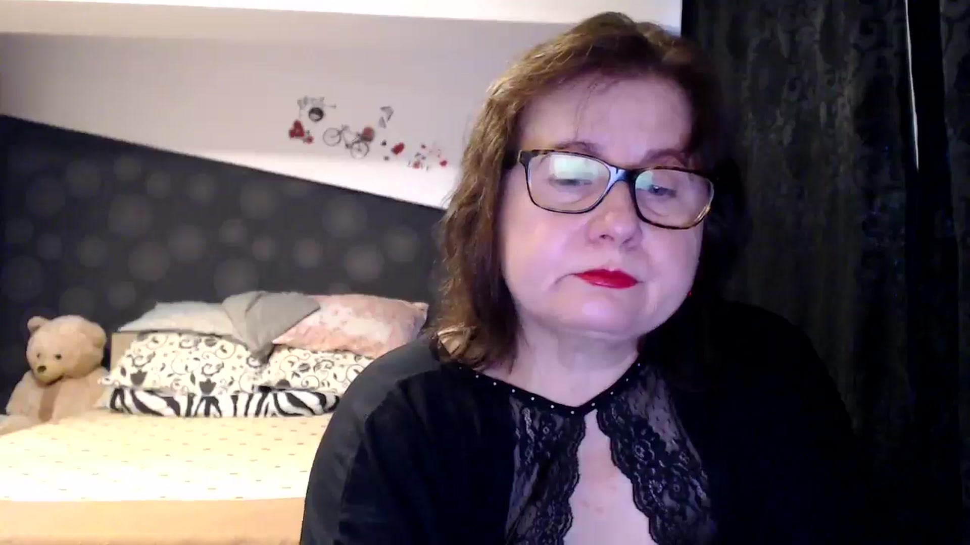 Gallery image thumbnail from PurpleAurora's myfreecams stream on, 11/17/2024, 14:37 image 11 of 20