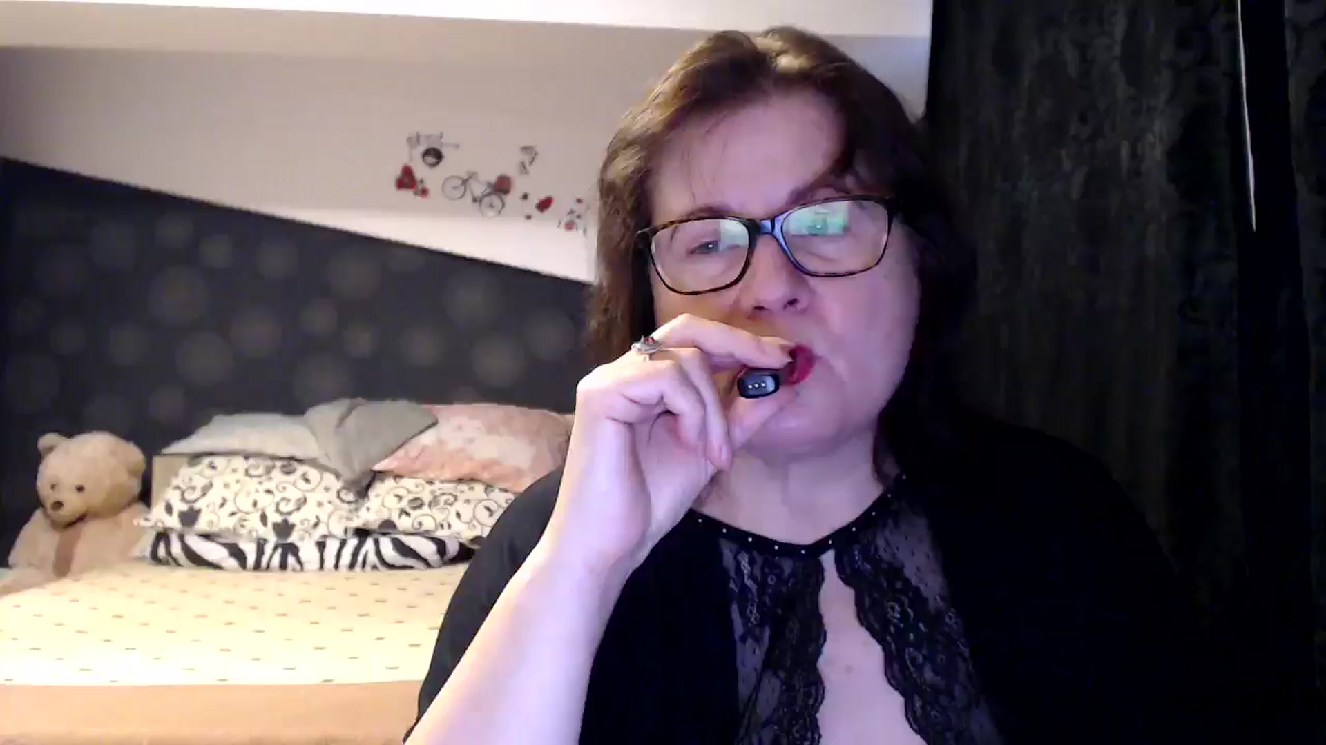 Gallery image thumbnail from PurpleAurora's myfreecams stream on, 11/17/2024, 14:37 image 15 of 20