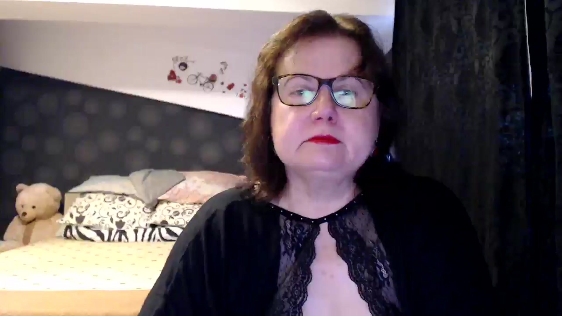 Gallery image thumbnail from PurpleAurora's myfreecams stream on, 11/17/2024, 14:37 image 7 of 20