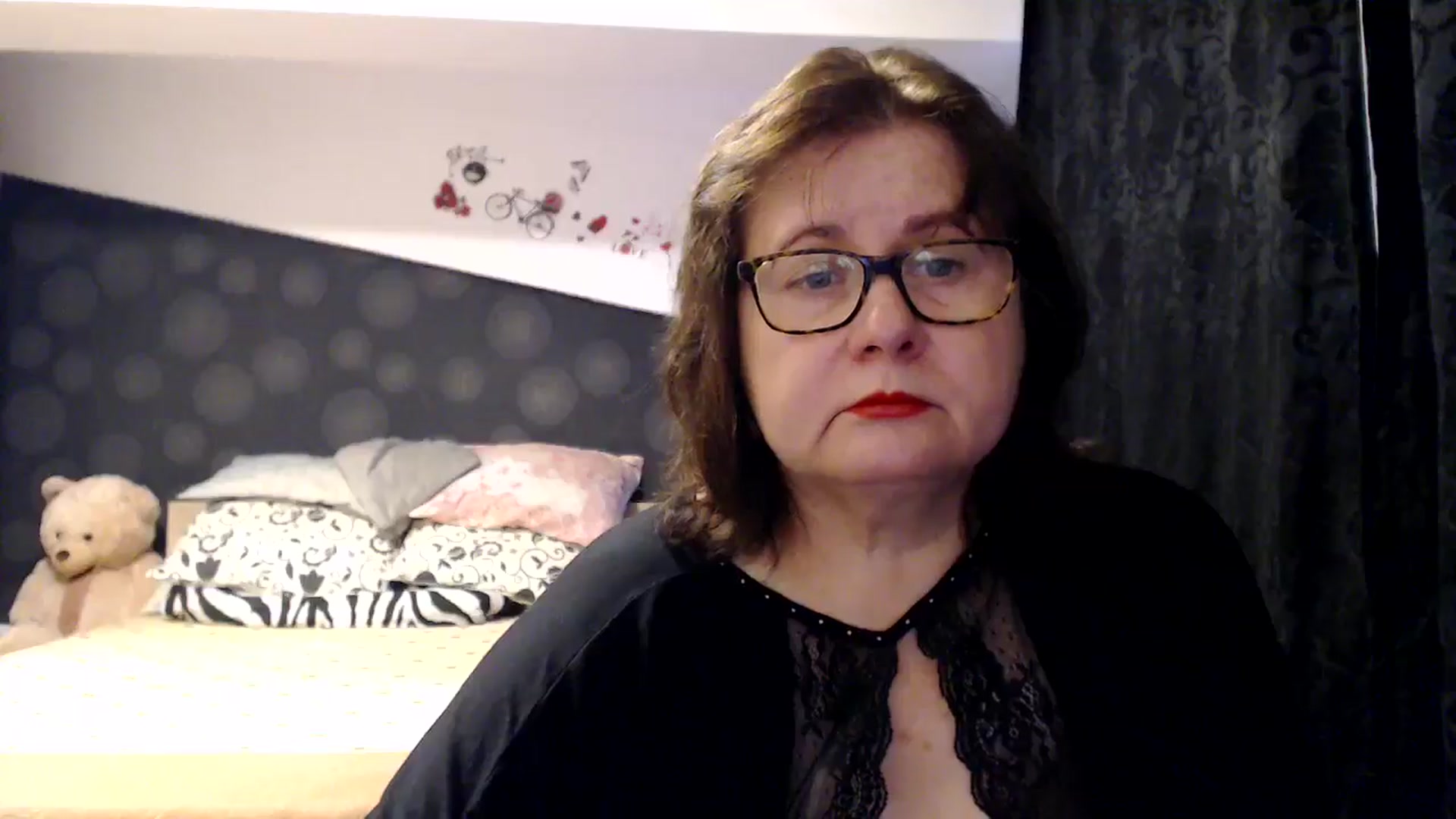 Gallery image thumbnail from PurpleAurora's myfreecams stream on, 11/17/2024, 14:37 image 20 of 20