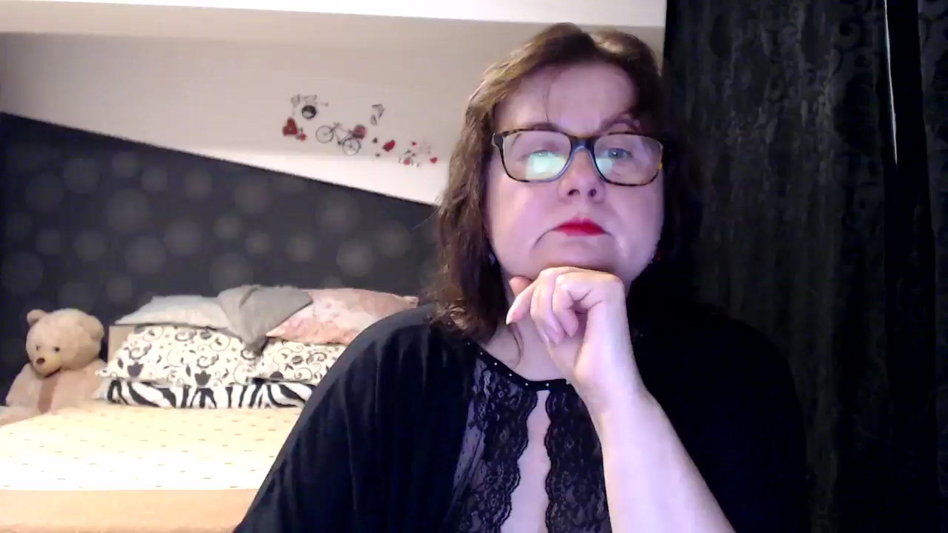 Gallery image thumbnail from PurpleAurora's myfreecams stream on, 11/17/2024, 15:20 image 4 of 20