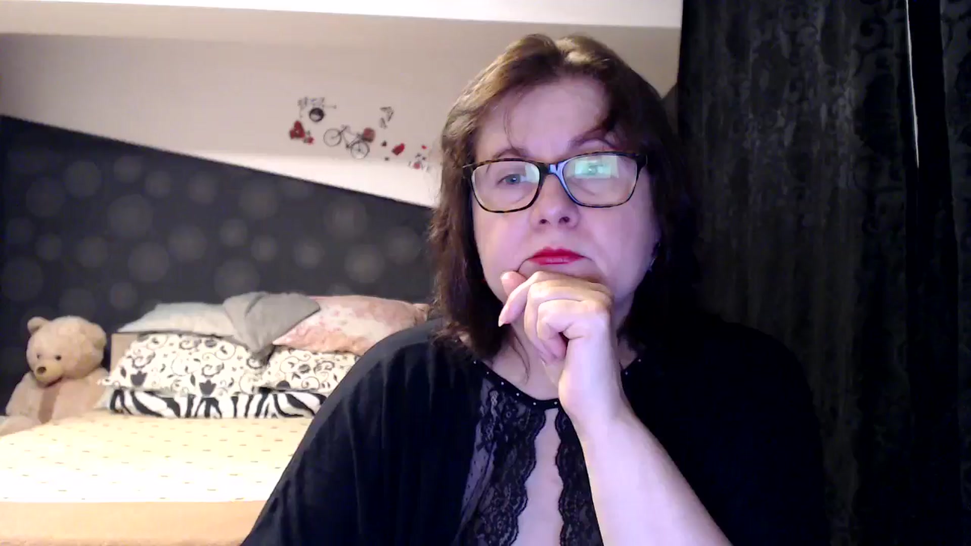 Gallery image thumbnail from PurpleAurora's myfreecams stream on, 11/17/2024, 15:20 image 5 of 20