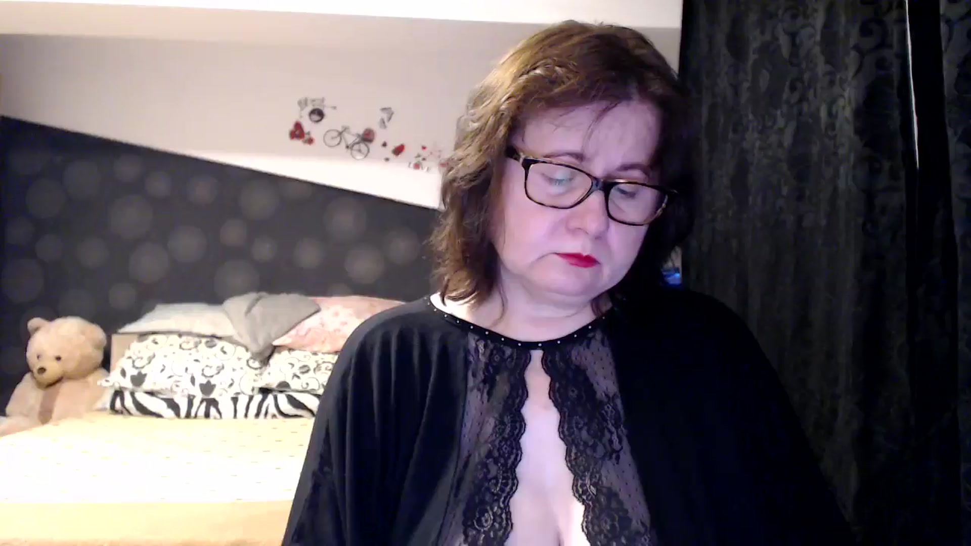 Gallery image thumbnail from PurpleAurora's myfreecams stream on, 11/17/2024, 15:20 image 1 of 20