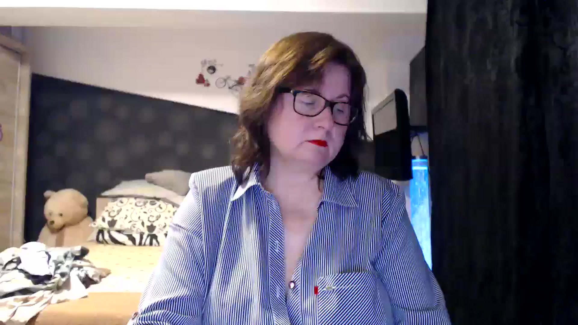 Gallery image thumbnail from PurpleAurora's myfreecams stream on, 11/24/2024, 17:14 image 18 of 20