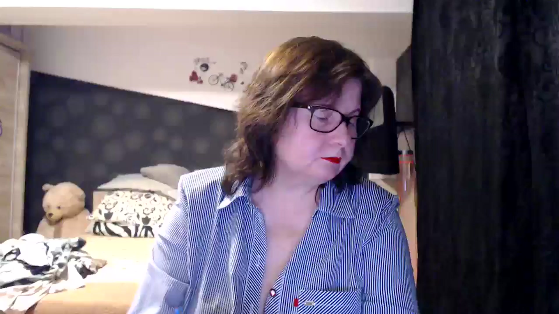 Gallery image thumbnail from PurpleAurora's myfreecams stream on, 11/24/2024, 17:14 image 16 of 20