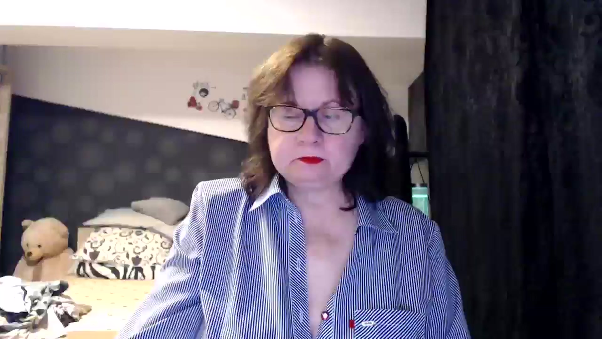 Gallery image thumbnail from PurpleAurora's myfreecams stream on, 11/24/2024, 17:14 image 4 of 20