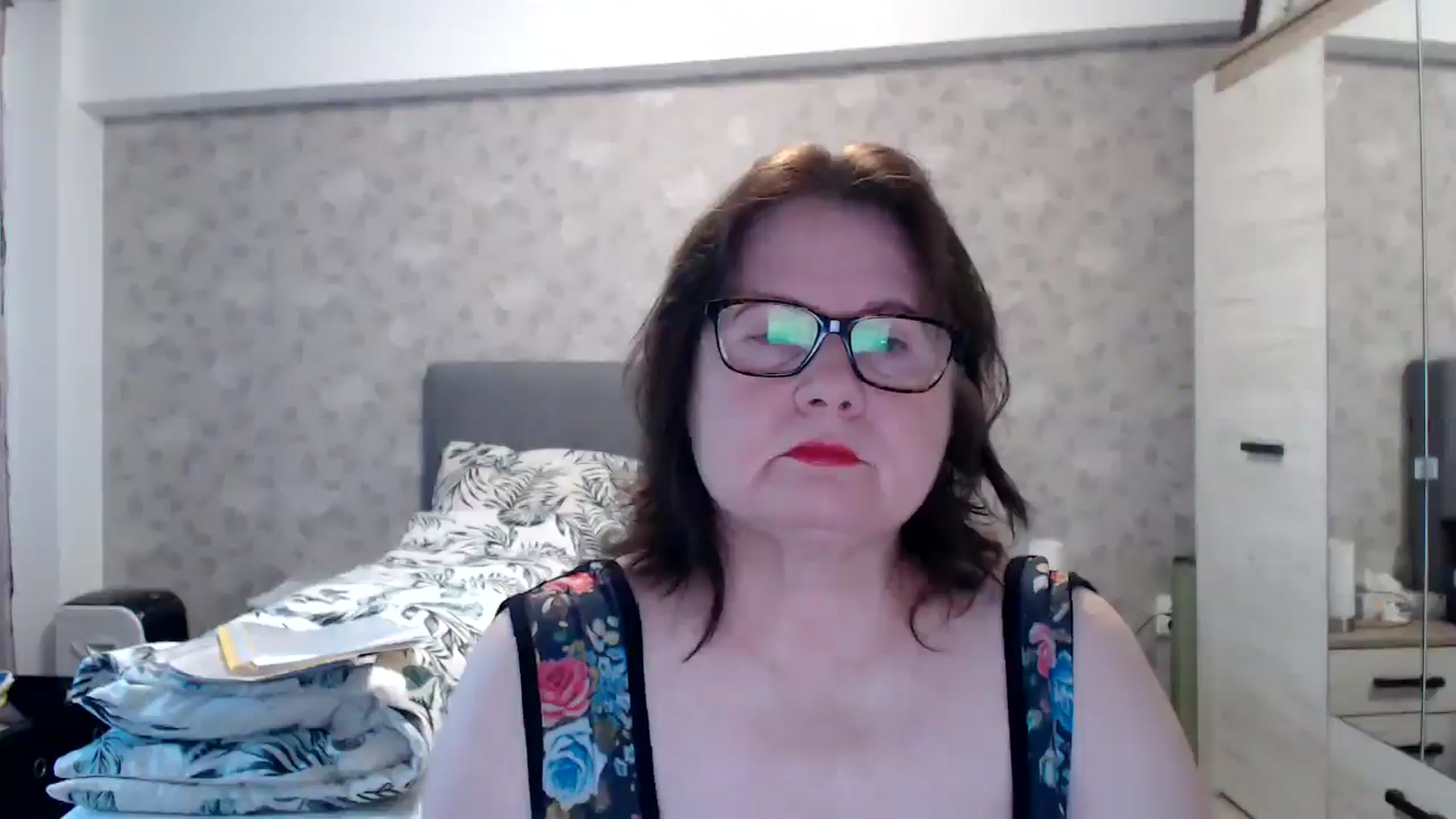Gallery image thumbnail from PurpleAurora's myfreecams stream on, 12/01/2024, 13:39 image 5 of 20