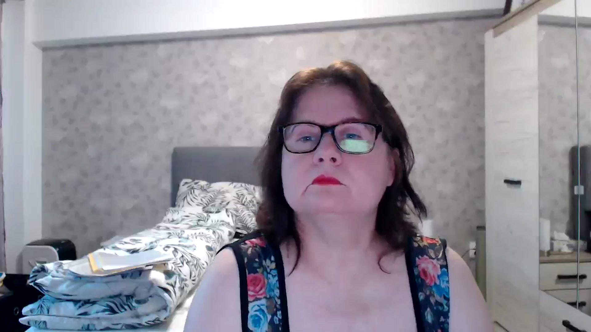 Gallery image thumbnail from PurpleAurora's myfreecams stream on, 12/01/2024, 13:39 image 8 of 20
