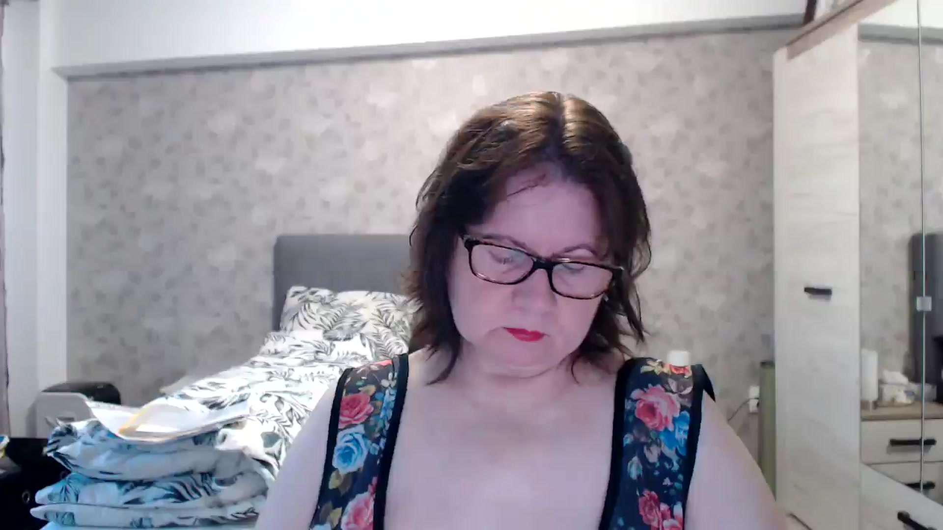 Gallery image thumbnail from PurpleAurora's myfreecams stream on, 12/01/2024, 13:39 image 20 of 20