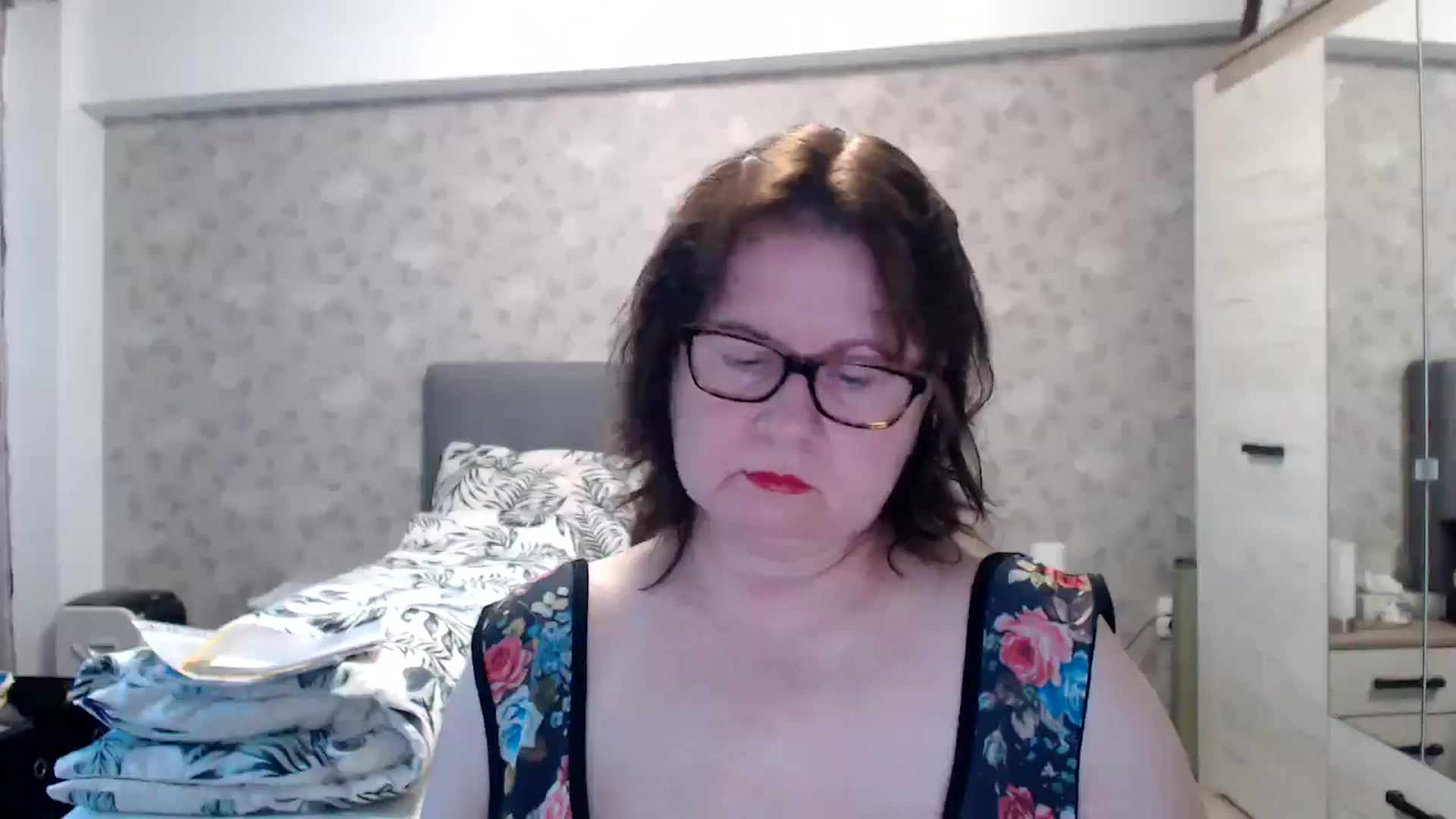 Gallery image thumbnail from PurpleAurora's myfreecams stream on, 12/01/2024, 13:39 image 18 of 20